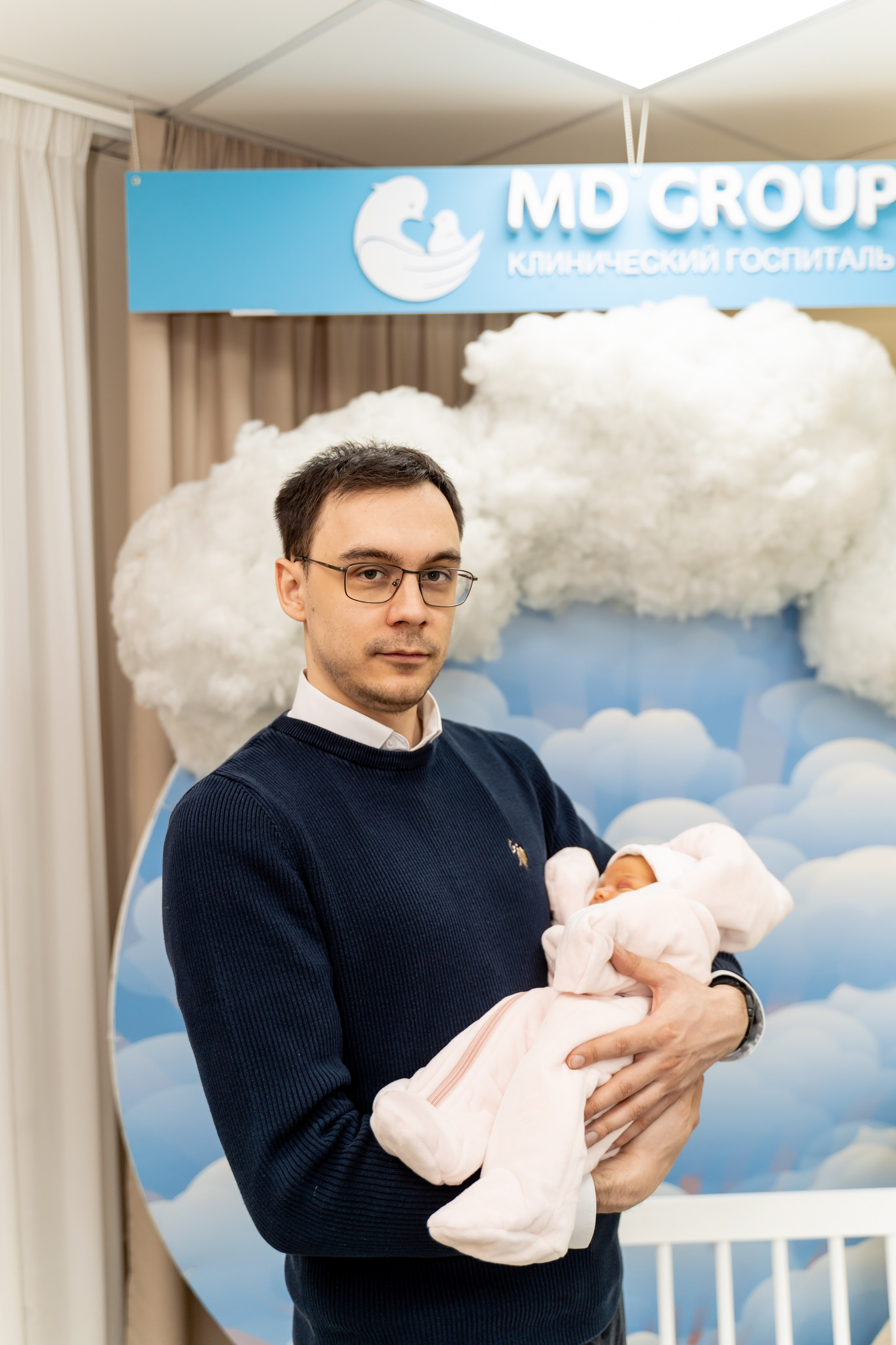 Выписка из роддома ПМЦ на Севастопольском. Фотограф на выписку из роддома Москва