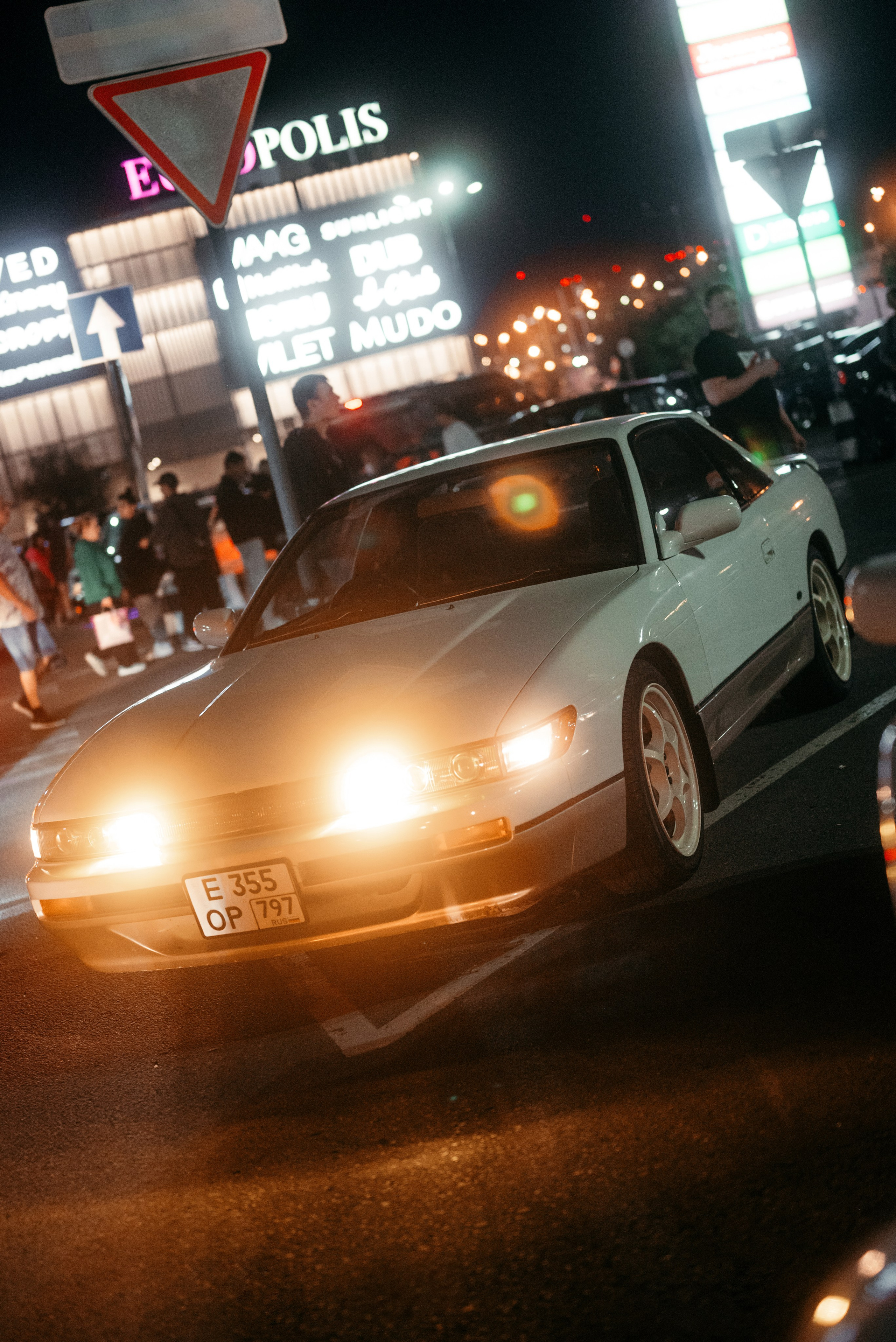 NISSAN SILVIA S13. DeLorein