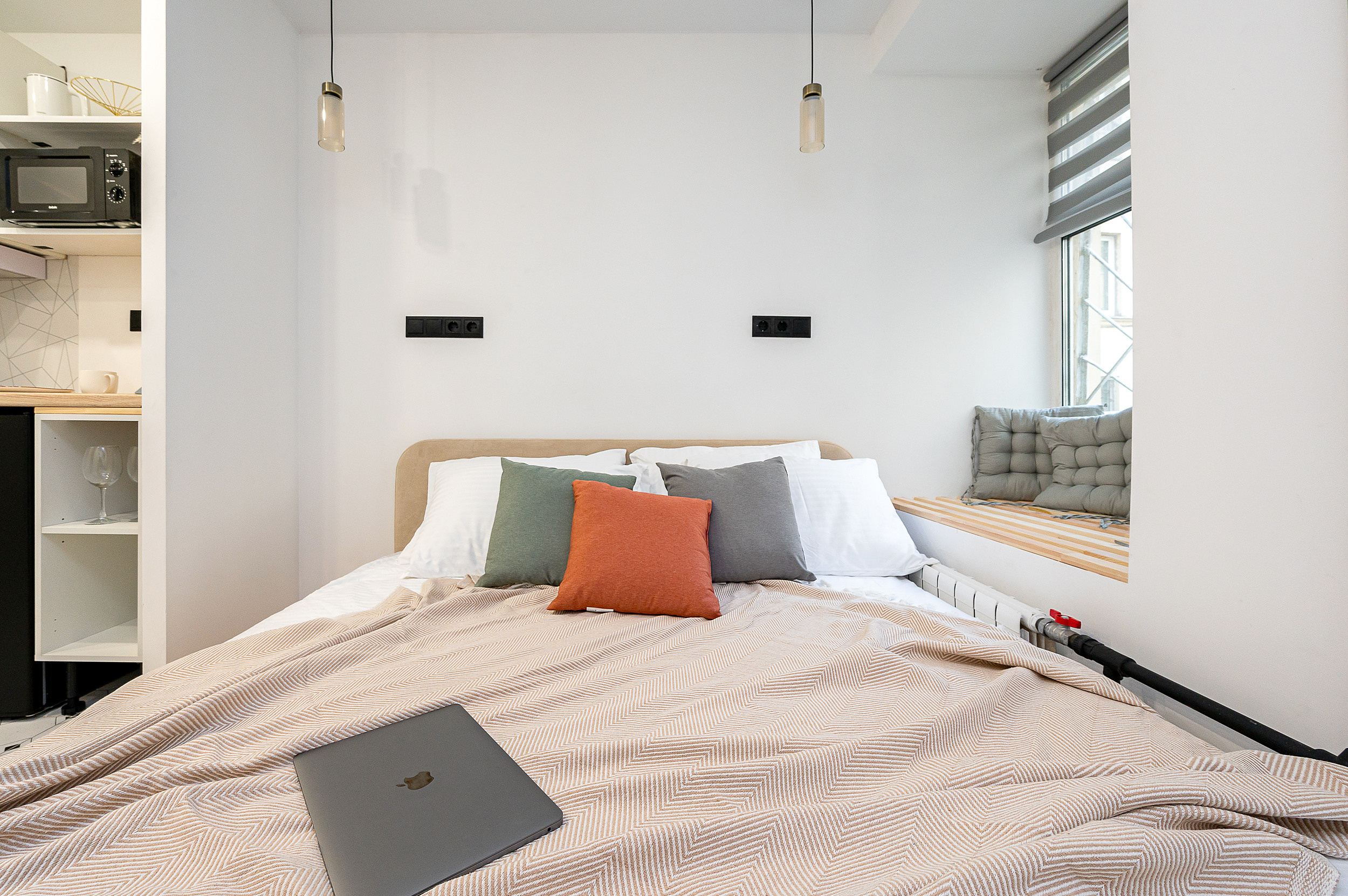 Миниотель на Декабристов. Интерьерный фотограф. Фото- видеосъемка недвижимости Санкт-Петербург