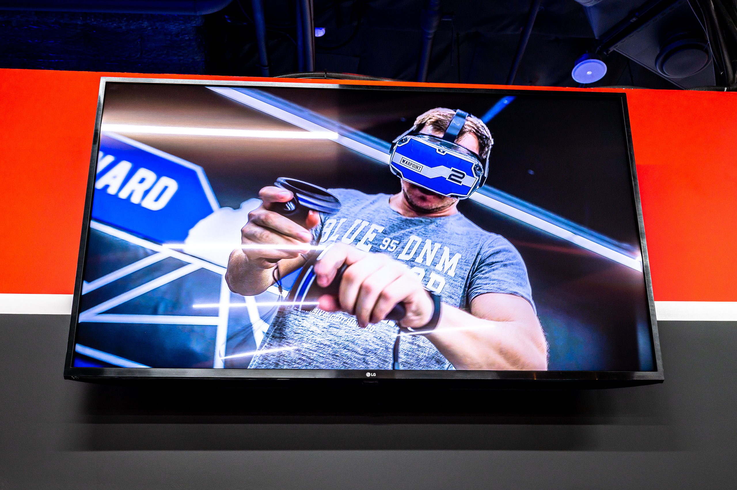 Клуб виртуальной реальности WARPOINT. Интерьерный фотограф. Фото- видеосъемка недвижимости Санкт-Петербург