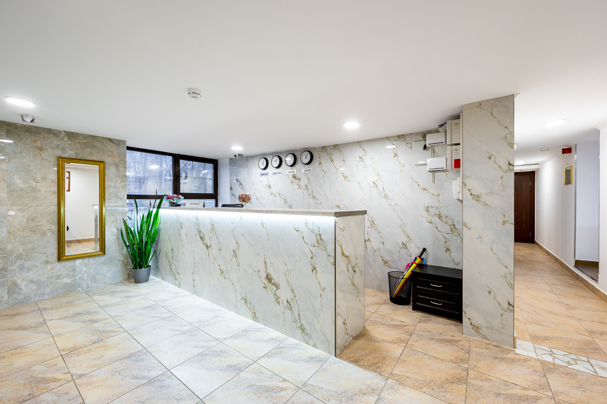 Отель Касабланка. Интерьерный фотограф. Фото- видеосъемка недвижимости Санкт-Петербург