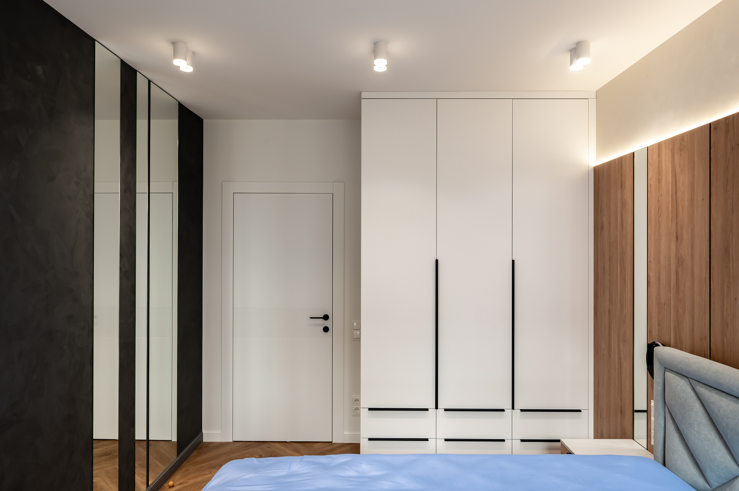 Квартира на продажу. Интерьерный фотограф. Фото- видеосъемка недвижимости Санкт-Петербург