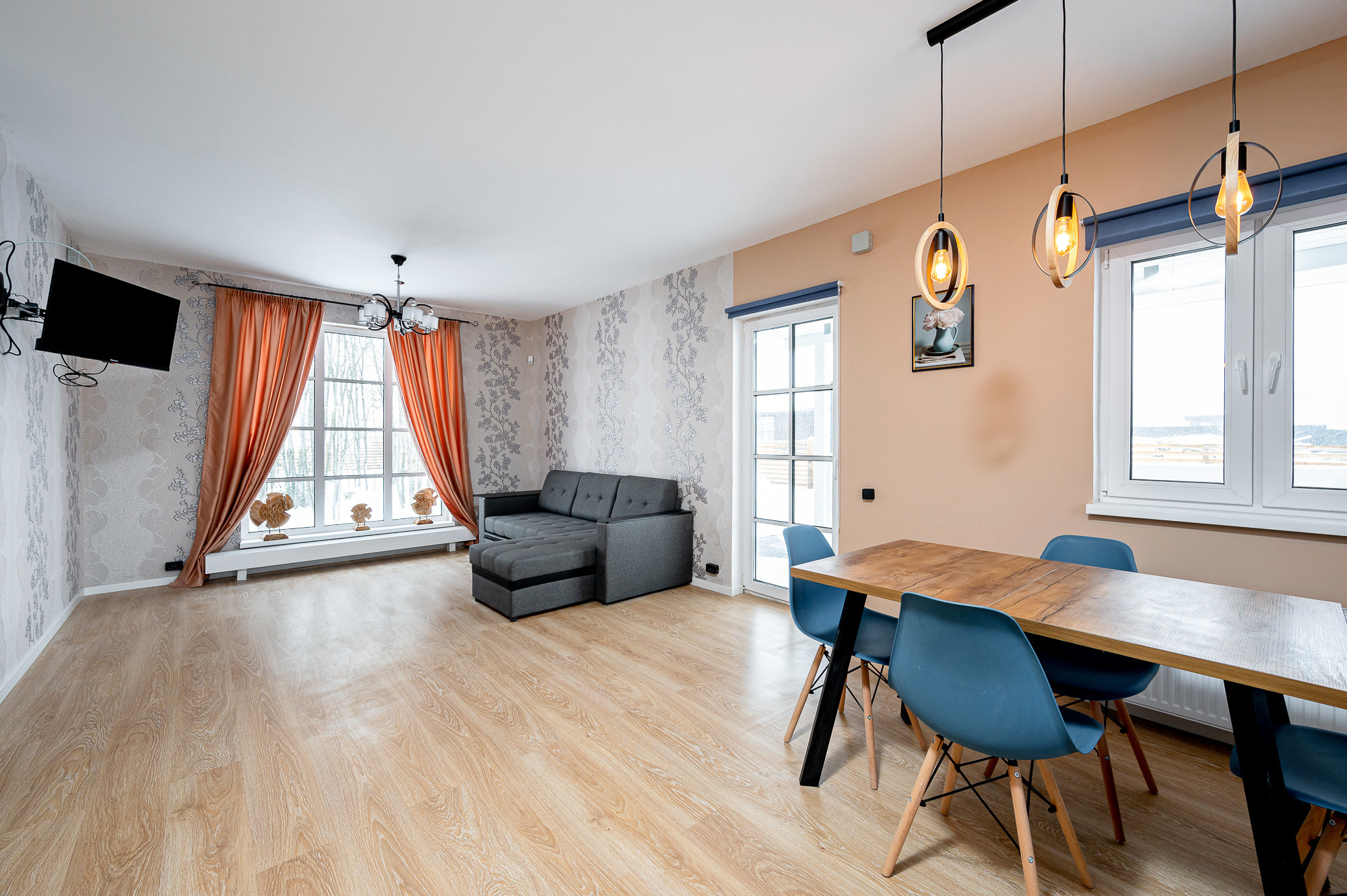 Дом Малых Горках. Интерьерный фотограф. Фото- видеосъемка недвижимости Санкт-Петербург