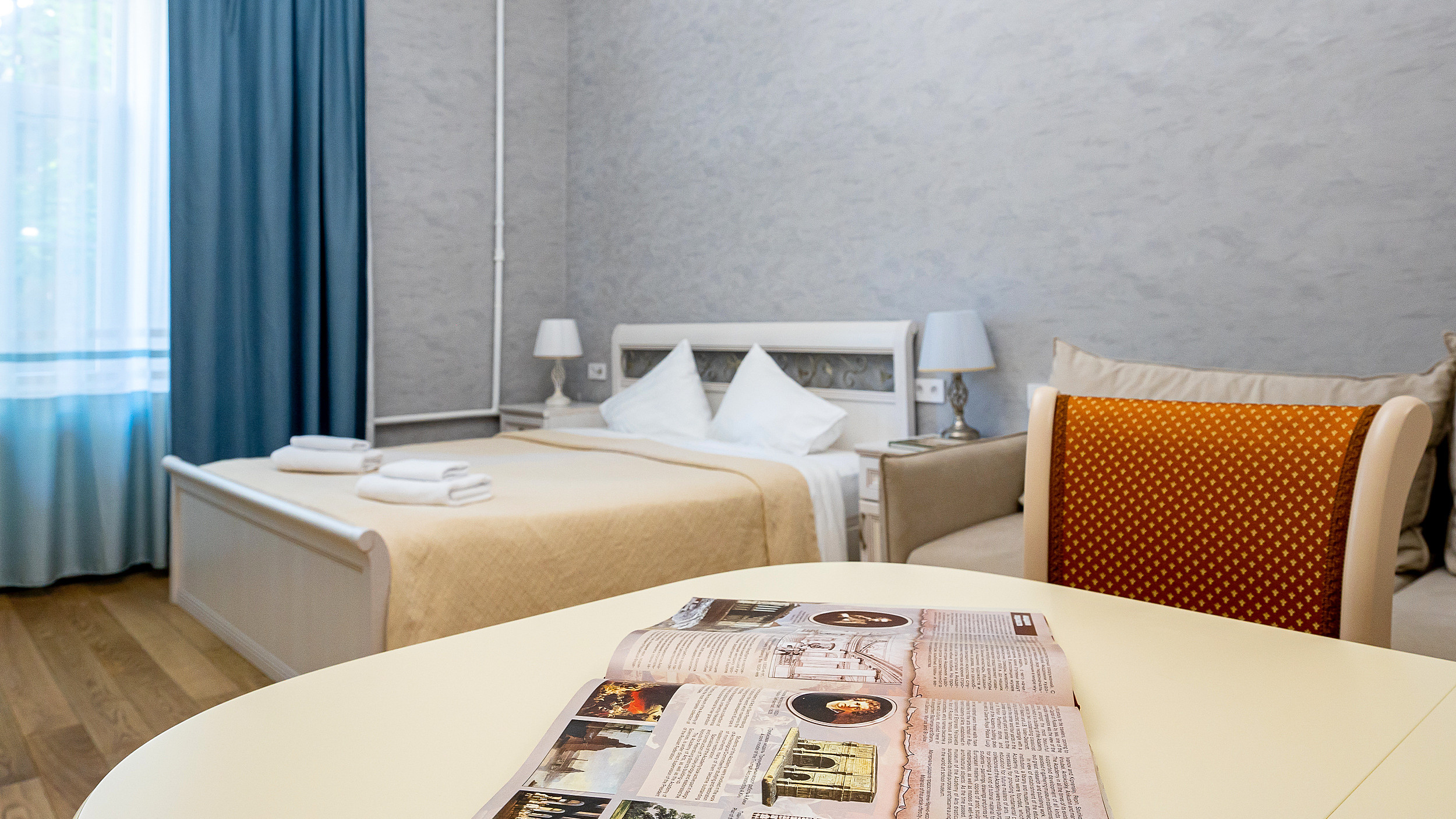 Интерьерный фотограф. Фото- видеосъемка недвижимости Санкт-Петербург