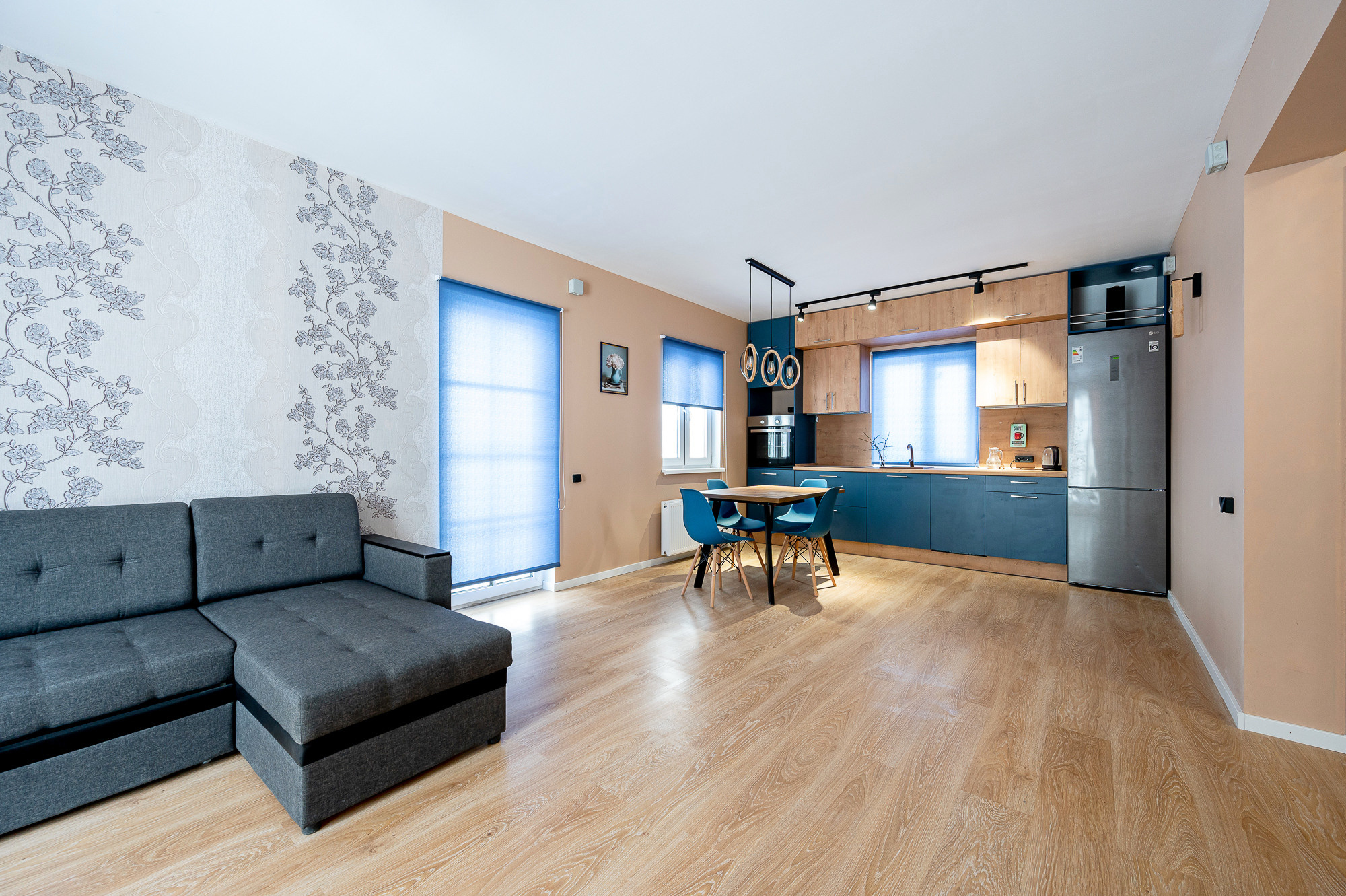 Дом Малых Горках. Интерьерный фотограф. Фото- видеосъемка недвижимости Санкт-Петербург