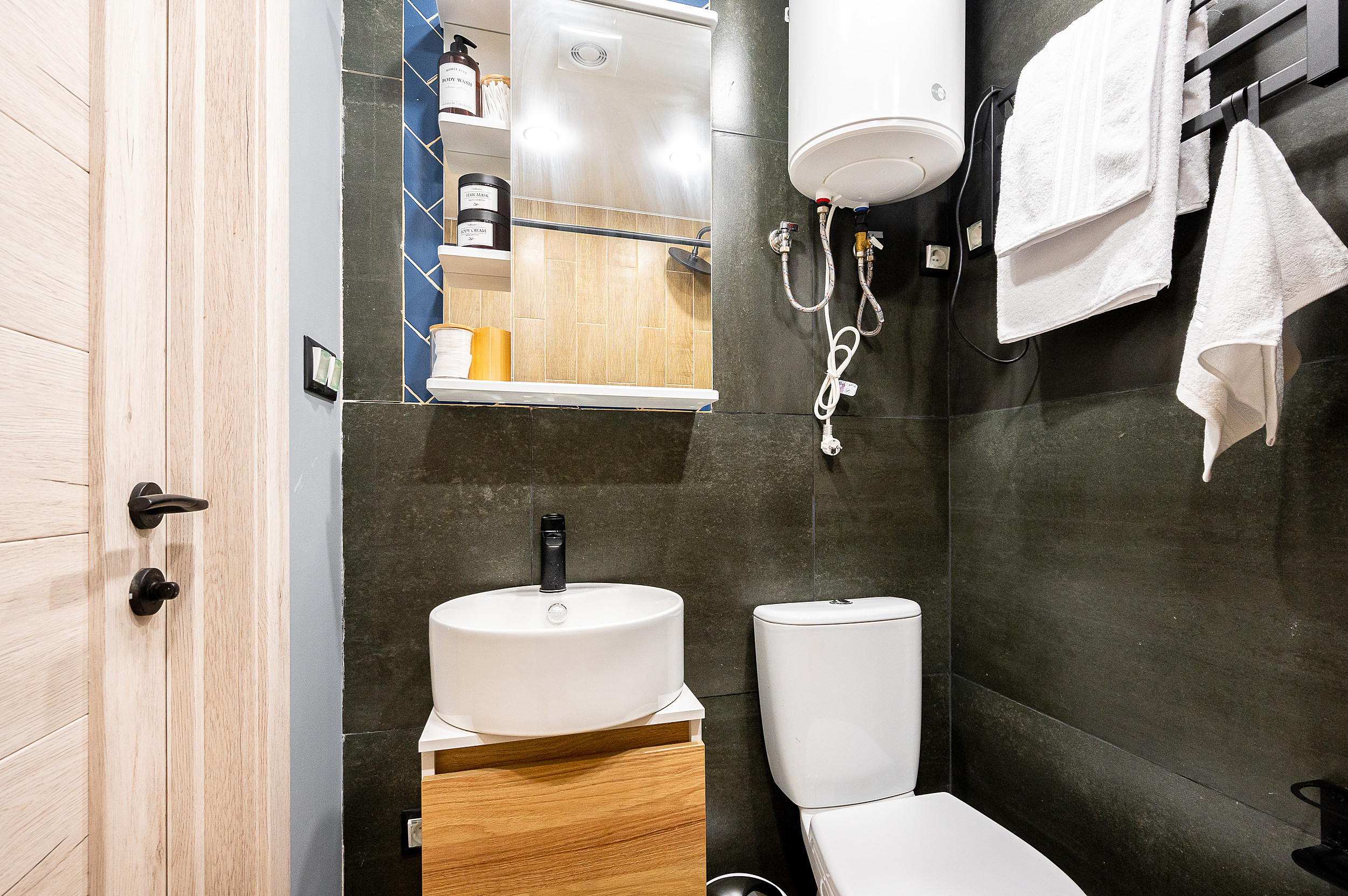 Миниотель на Декабристов. Интерьерный фотограф. Фото- видеосъемка недвижимости Санкт-Петербург