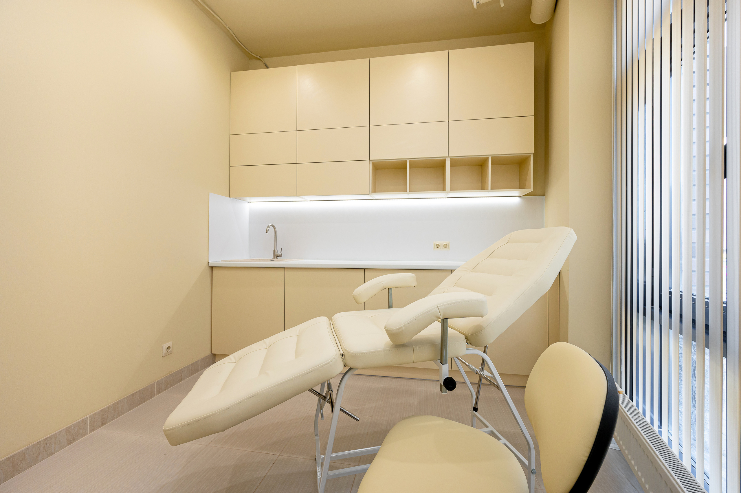 Салон красоты «Кудряво». Интерьерный фотограф. Фото- видеосъемка недвижимости Санкт-Петербург