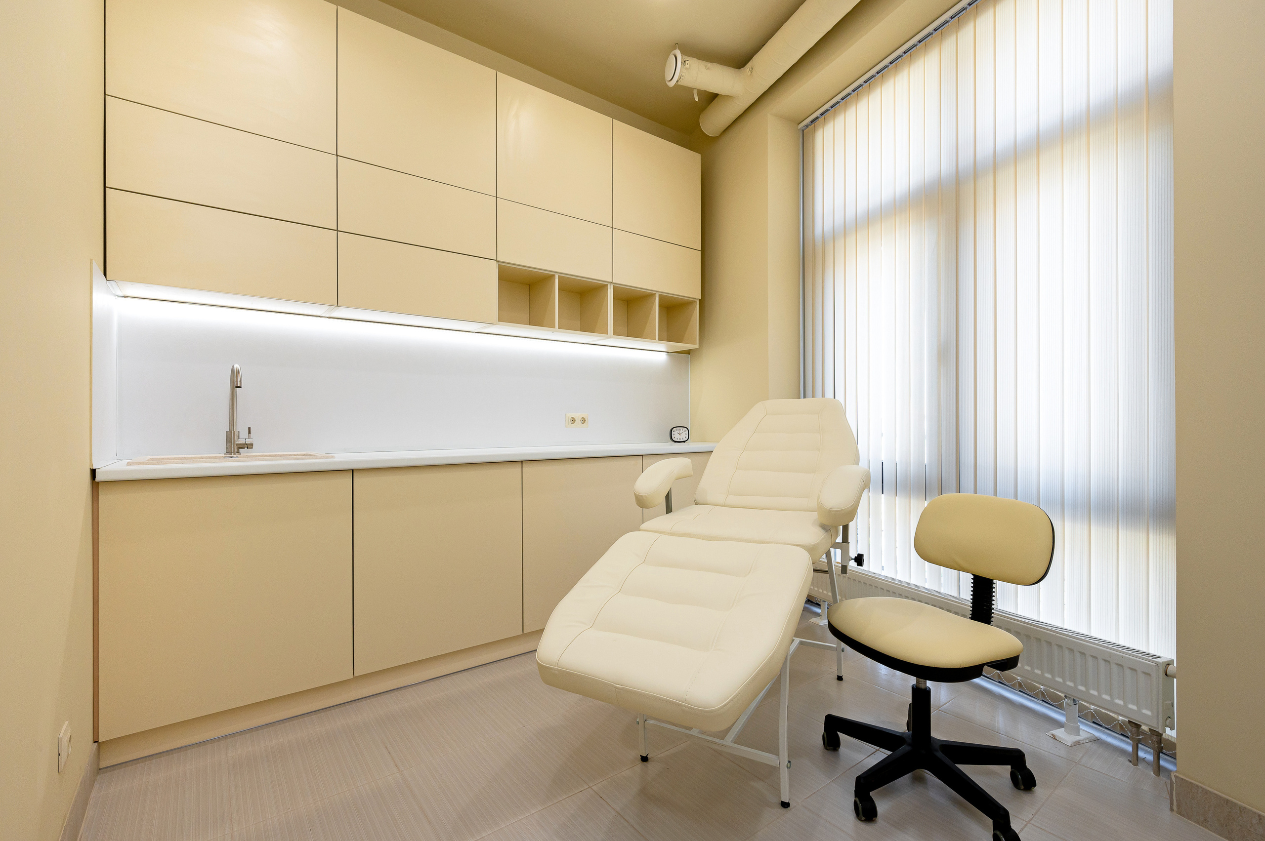 Салон красоты «Кудряво». Интерьерный фотограф. Фото- видеосъемка недвижимости Санкт-Петербург