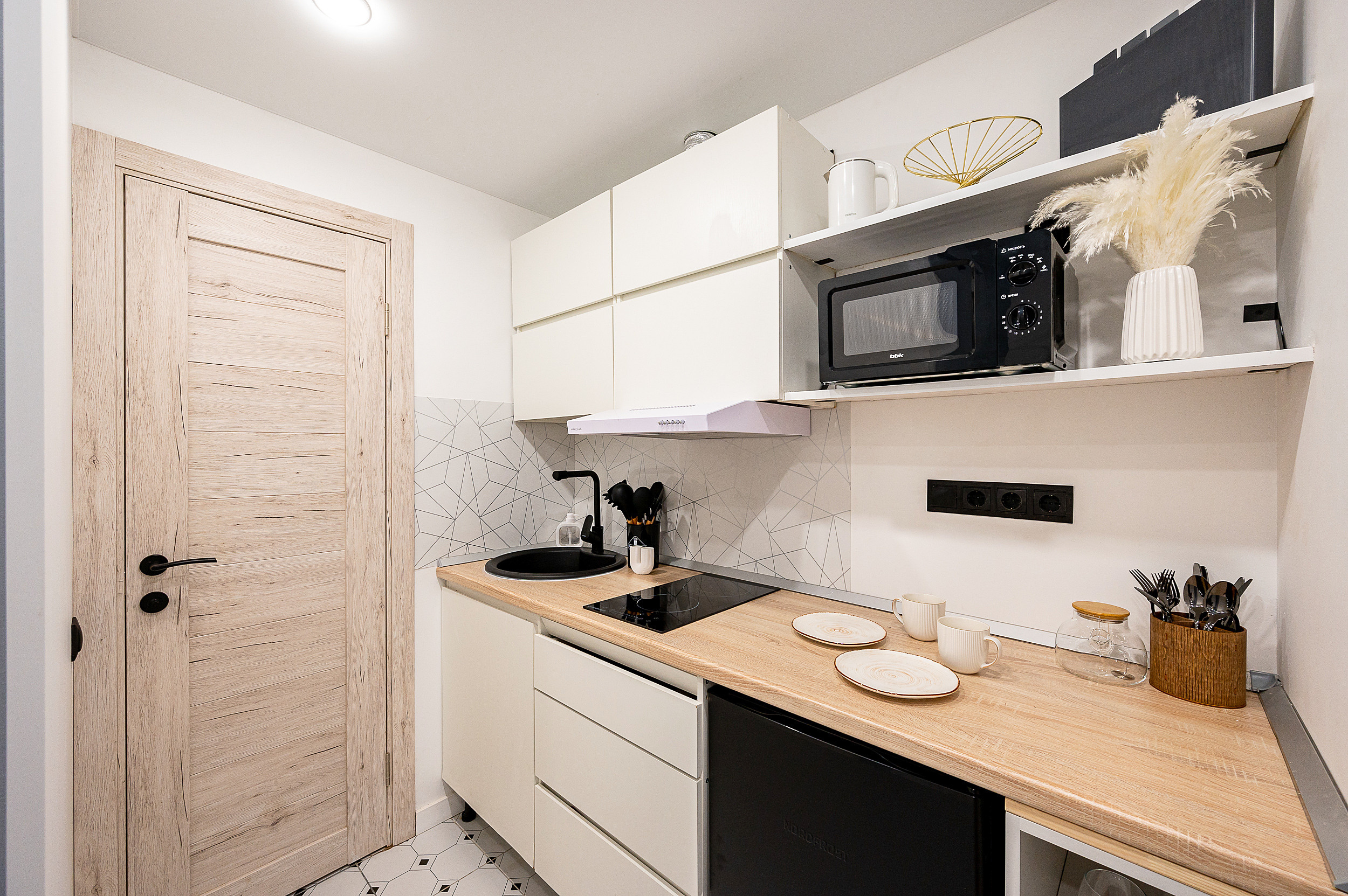 Миниотель на Декабристов. Интерьерный фотограф. Фото- видеосъемка недвижимости Санкт-Петербург