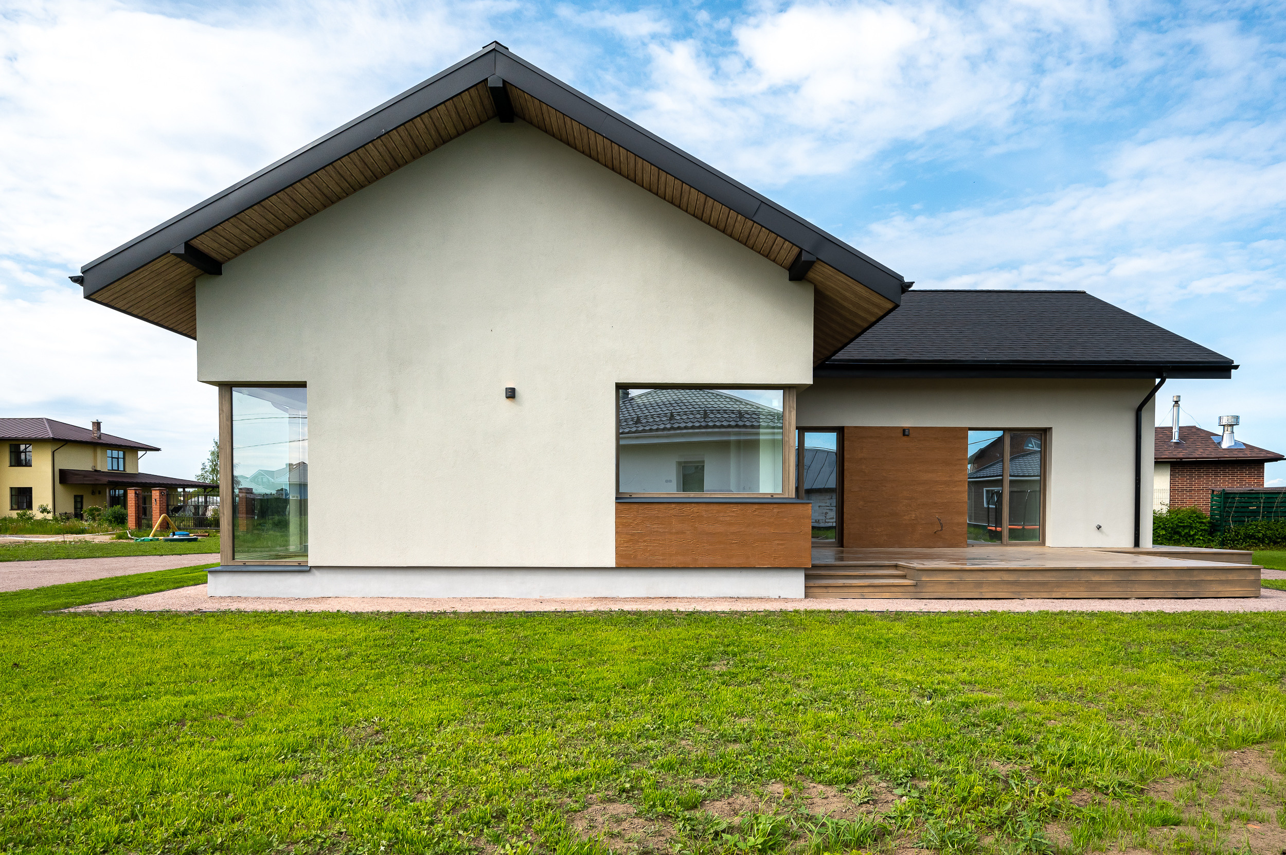 Дом на продажу д. Иннолово. Интерьерный фотограф. Фото- видеосъемка недвижимости Санкт-Петербург