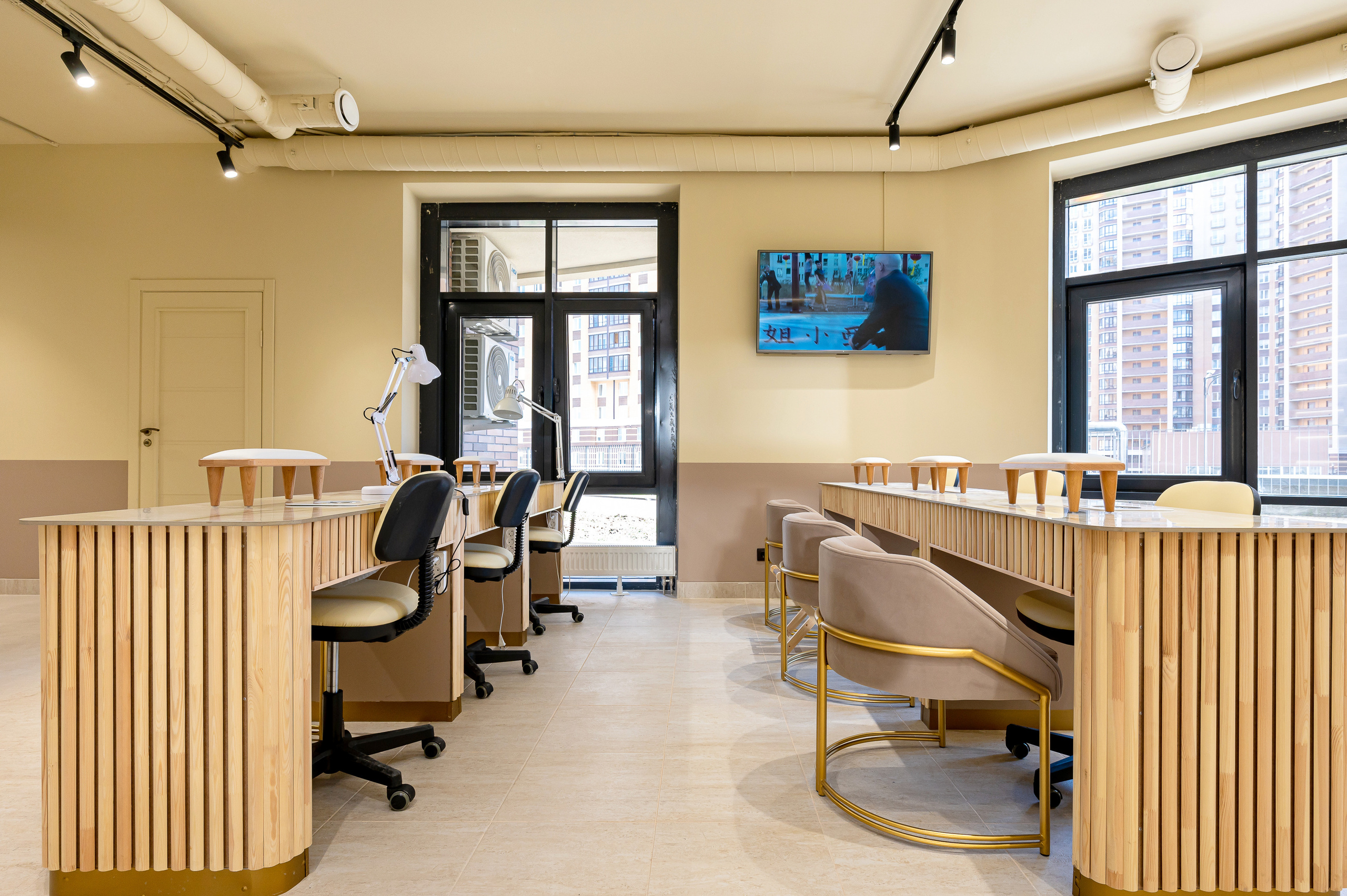 Салон красоты «Кудряво». Интерьерный фотограф. Фото- видеосъемка недвижимости Санкт-Петербург