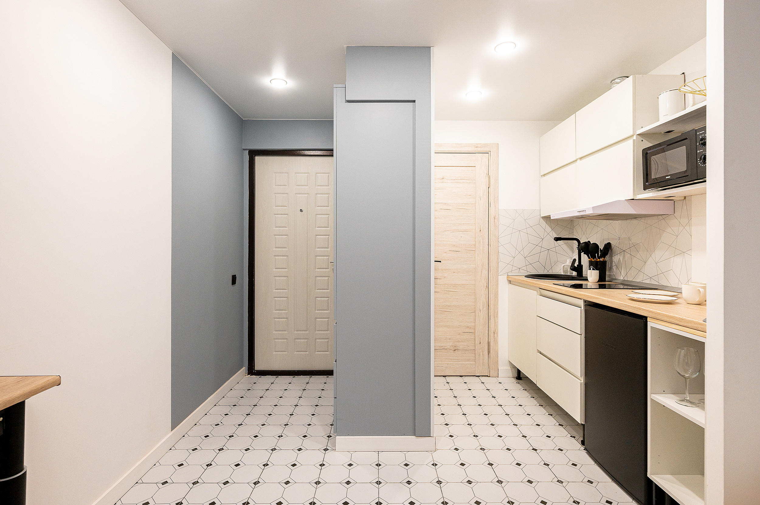 Миниотель на Декабристов. Интерьерный фотограф. Фото- видеосъемка недвижимости Санкт-Петербург