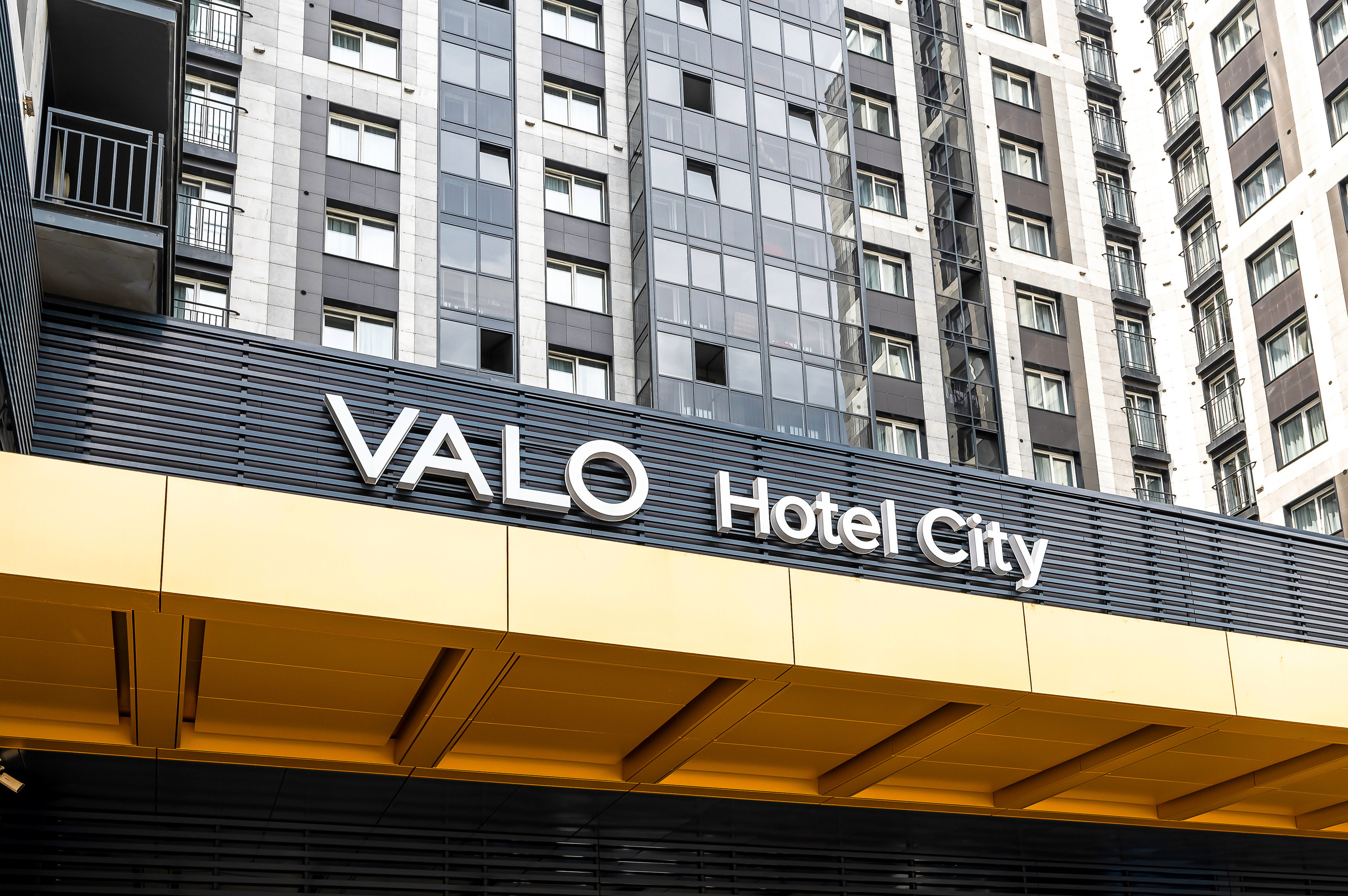 Интерьерный фотограф. Фото- видеосъемка недвижимости Санкт-Петербург