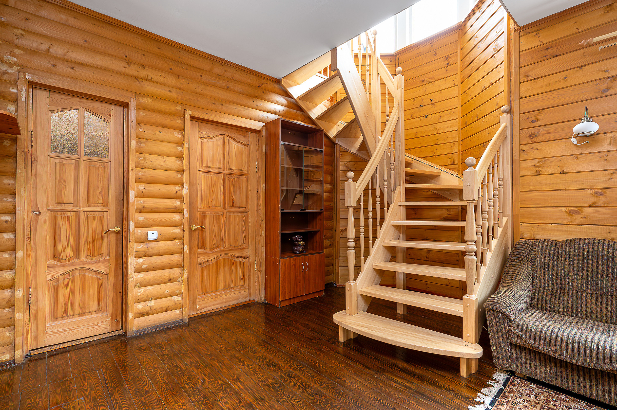 Дом под аренду СНТ Фауна. Интерьерный фотограф. Фото- видеосъемка недвижимости Санкт-Петербург