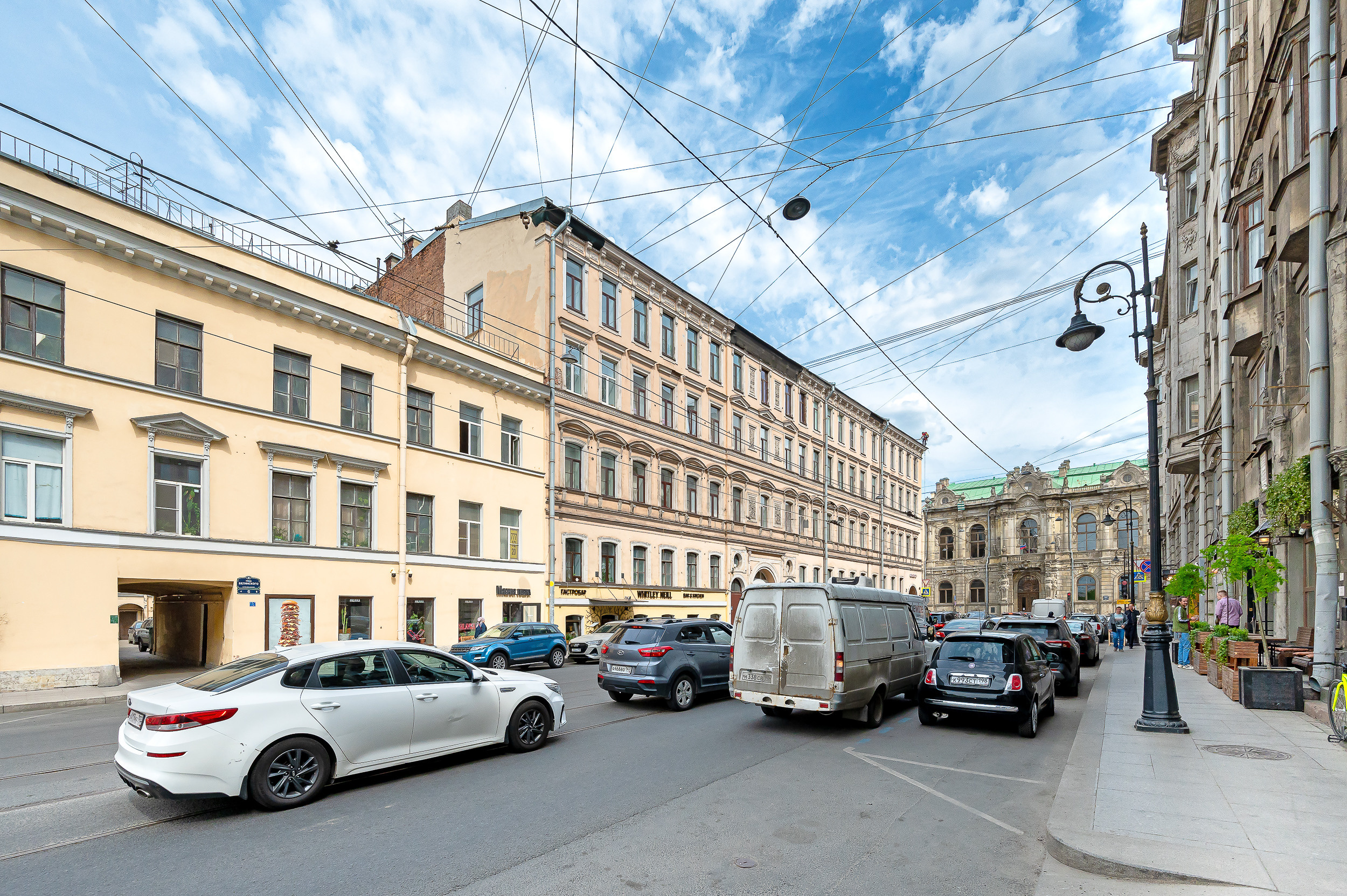 Дизайнерская студия на Белинкого. Интерьерный фотограф. Фото- видеосъемка недвижимости Санкт-Петербург