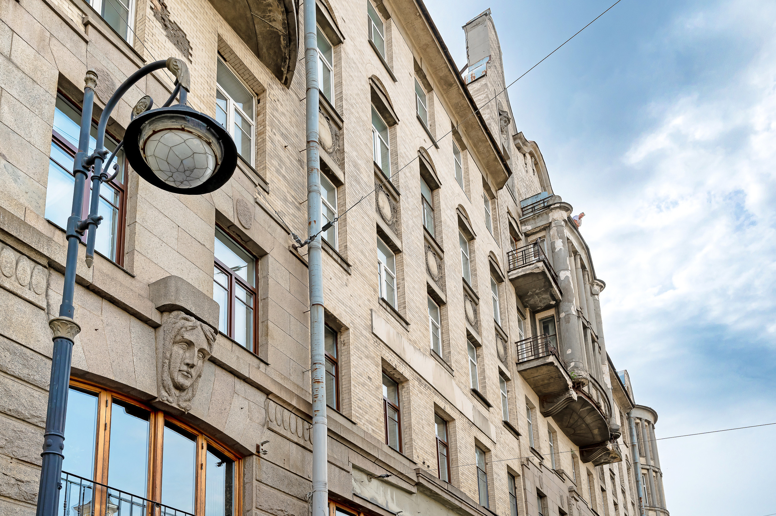 Дизайнерская студия на Белинкого. Интерьерный фотограф. Фото- видеосъемка недвижимости Санкт-Петербург