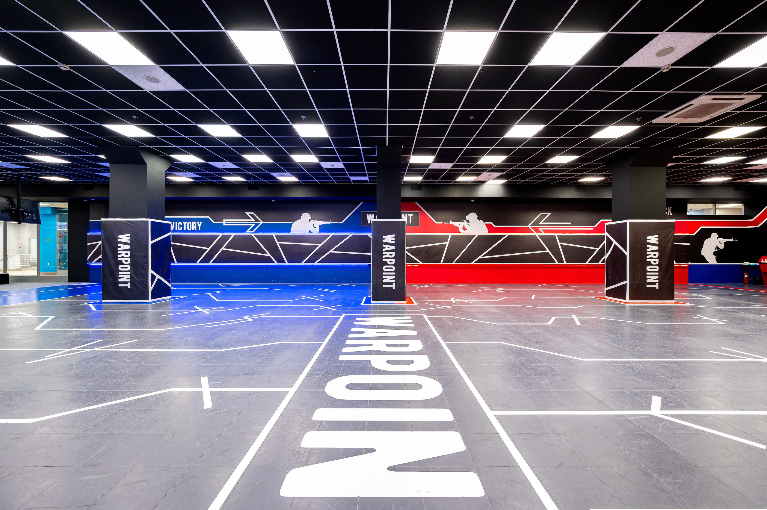 Клуб виртуальной реальности WARPOINT. Интерьерный фотограф. Фото- видеосъемка недвижимости Санкт-Петербург