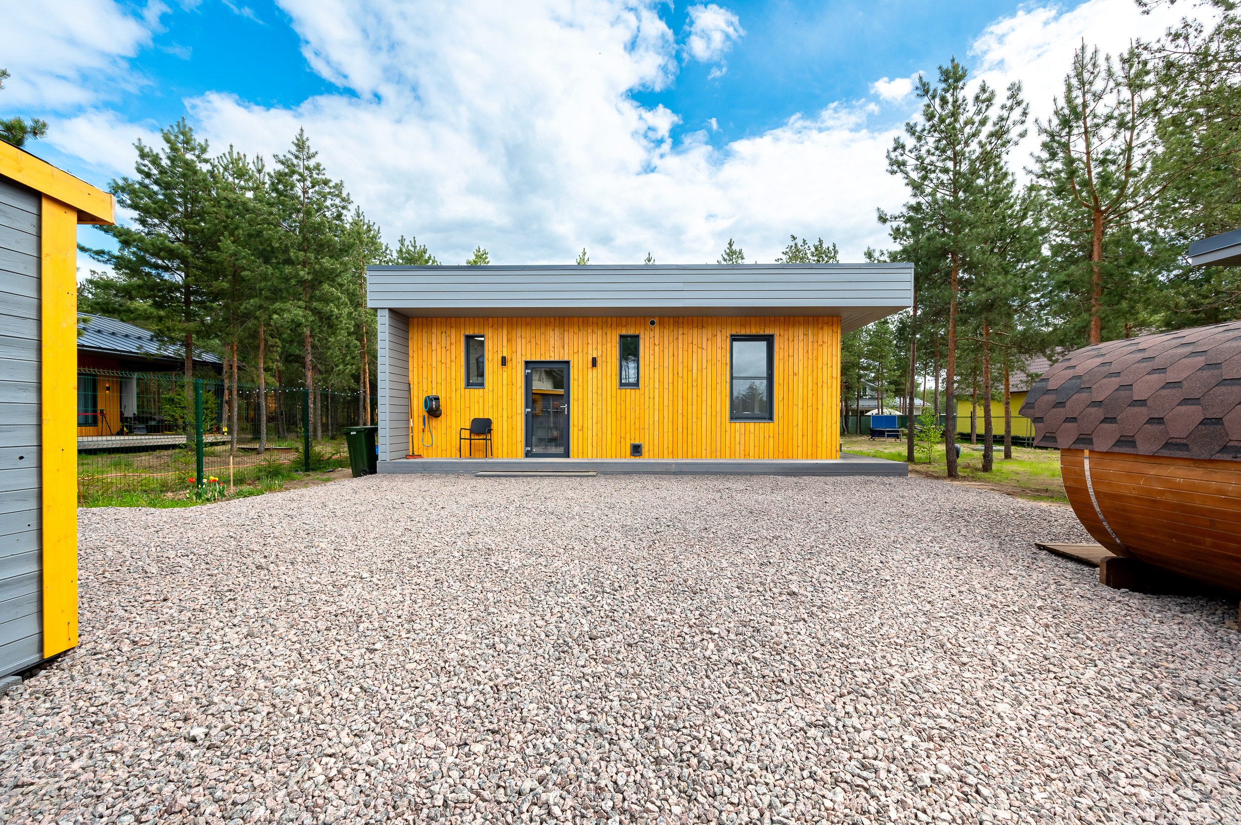 Экстерьер дома в Курортном районе. Интерьерный фотограф. Фото- видеосъемка недвижимости Санкт-Петербург