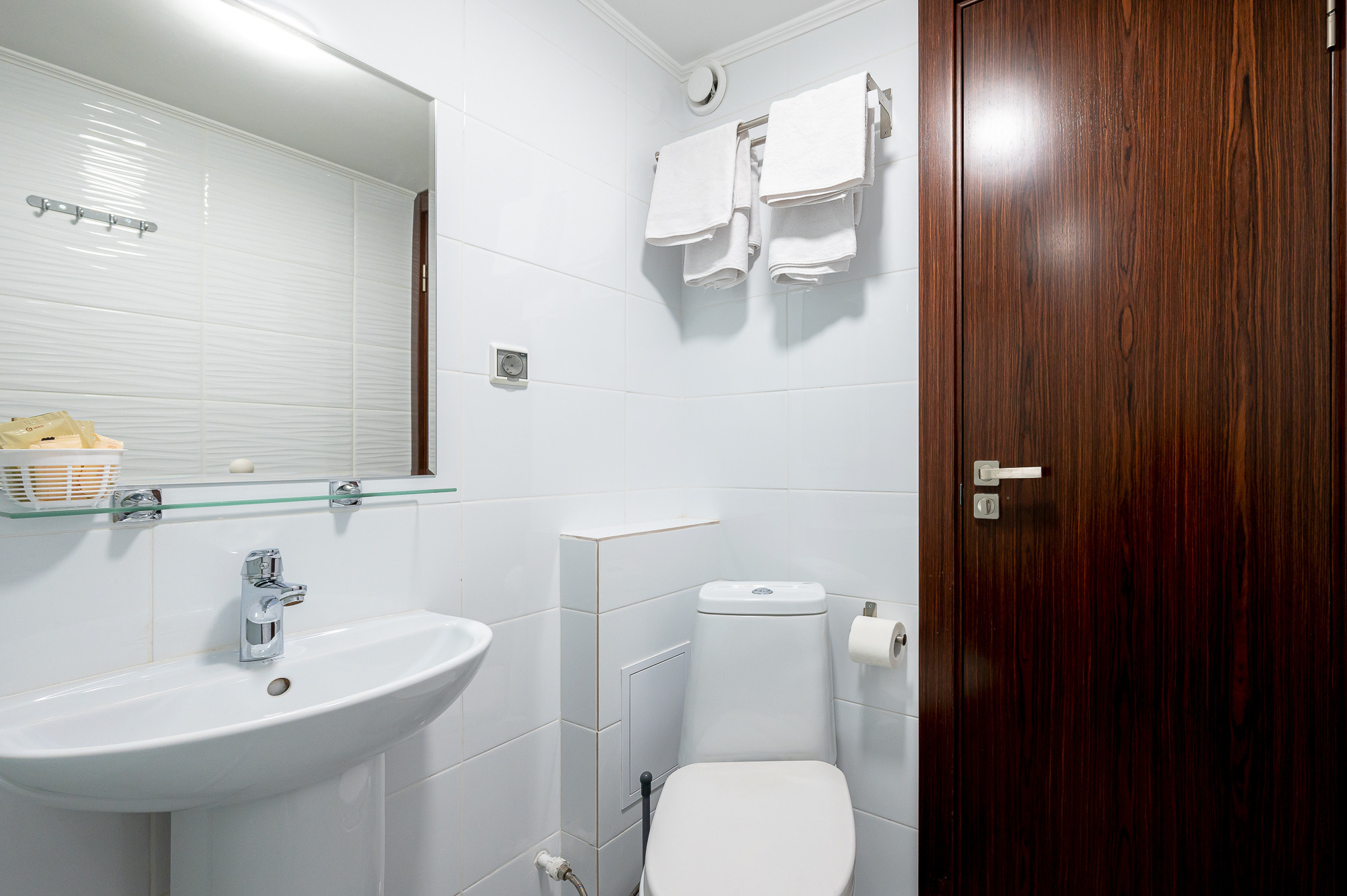 Отель Касабланка. Интерьерный фотограф. Фото- видеосъемка недвижимости Санкт-Петербург