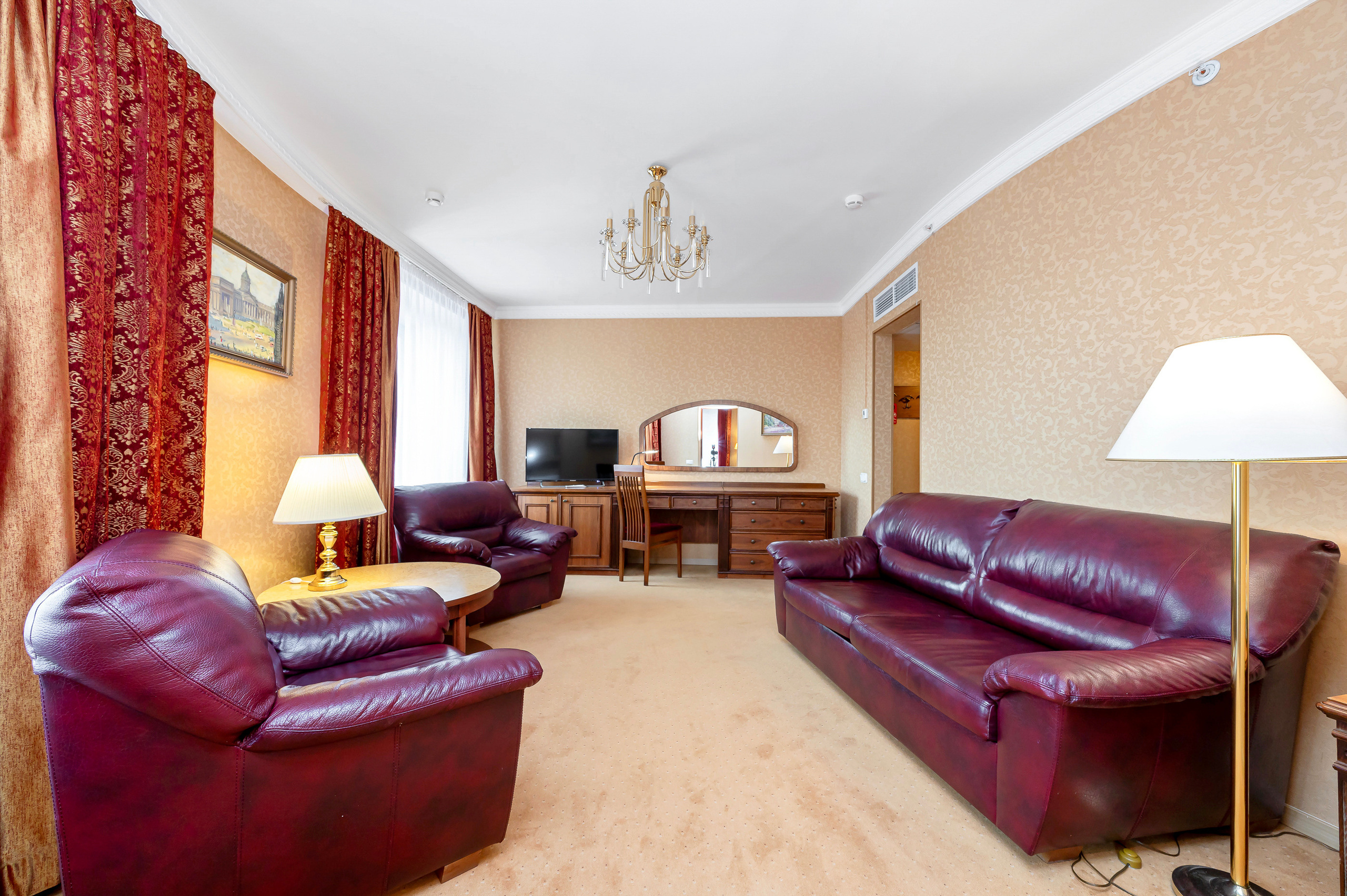 Гостиница «Москва» Санкт-Петербург. Интерьерный фотограф. Фото- видеосъемка недвижимости Санкт-Петербург