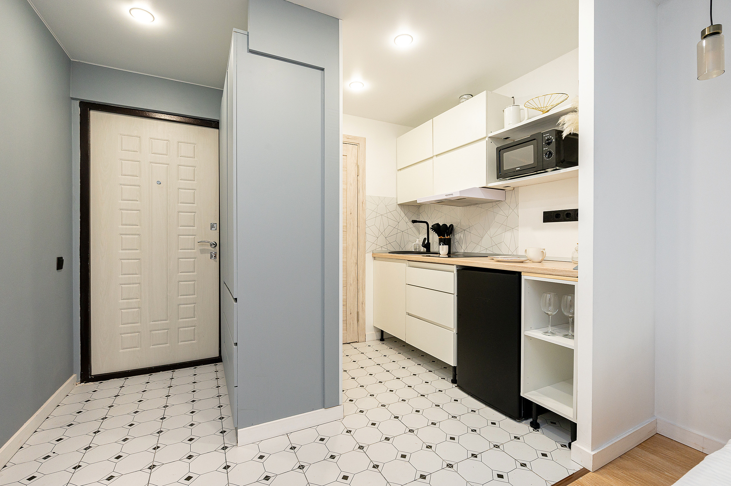 Миниотель на Декабристов. Интерьерный фотограф. Фото- видеосъемка недвижимости Санкт-Петербург