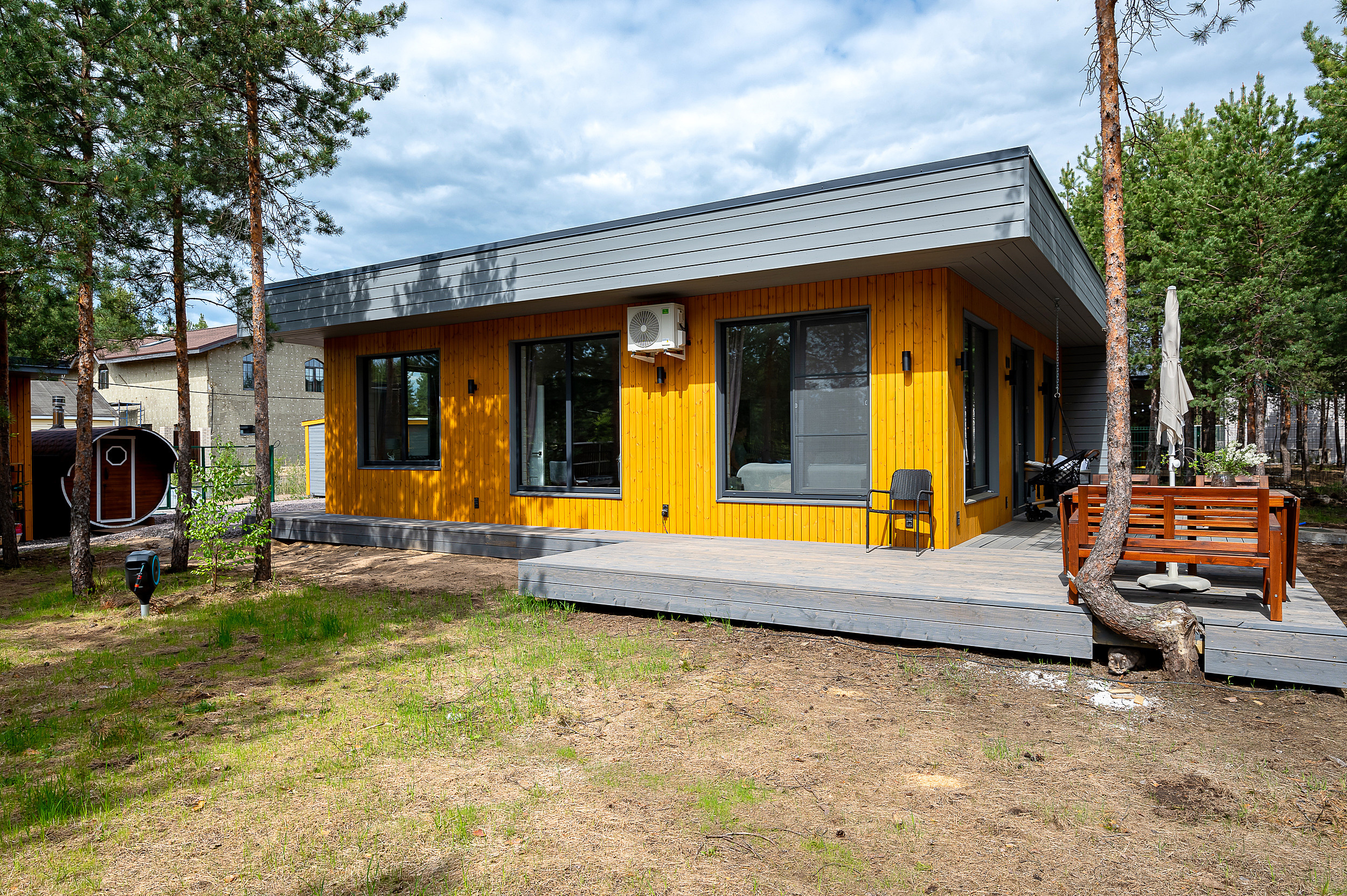 Экстерьер дома в Курортном районе. Интерьерный фотограф. Фото- видеосъемка недвижимости Санкт-Петербург