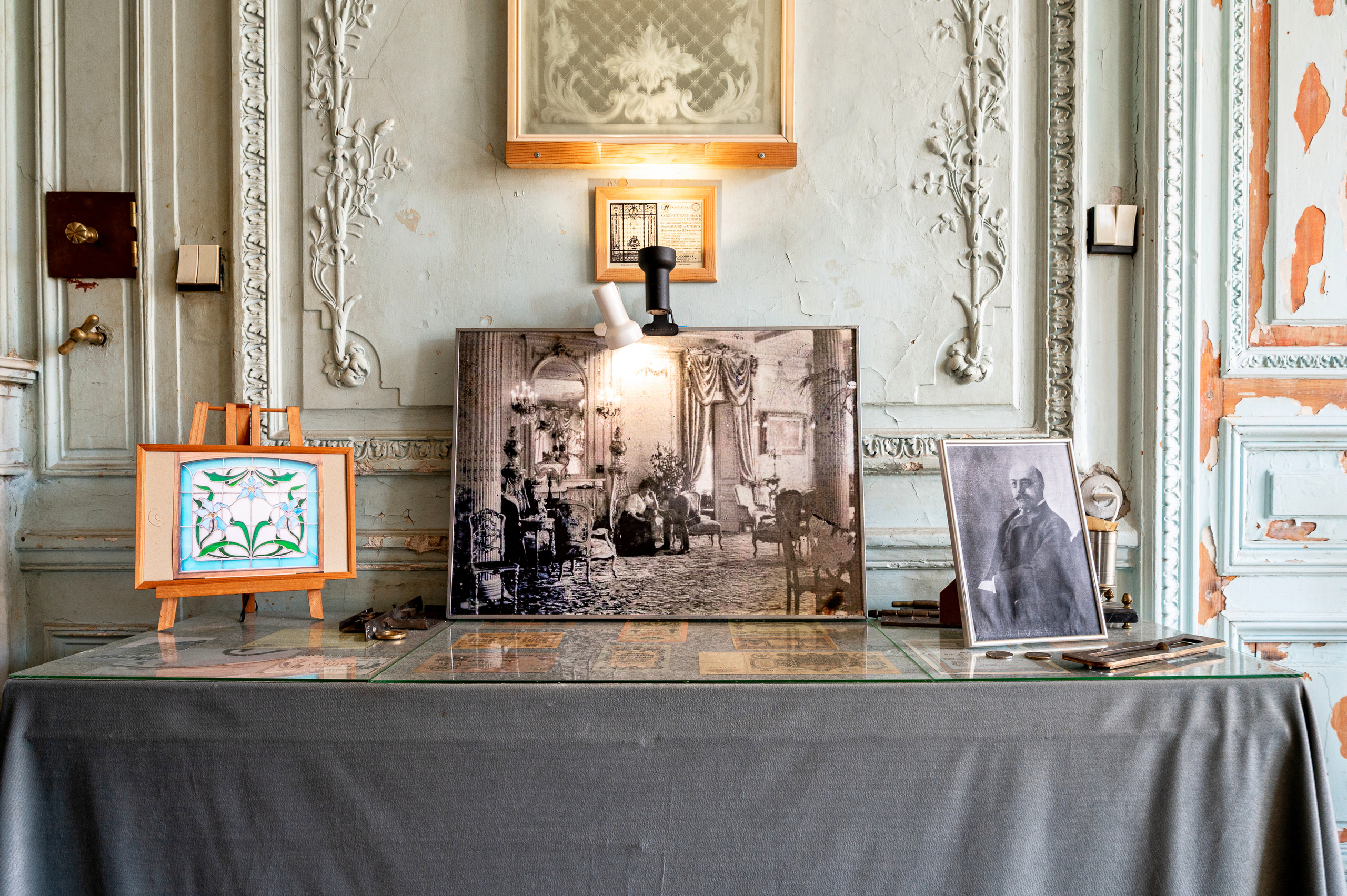 Историческая квартира на Кирочной 24. Интерьерный фотограф. Фото- видеосъемка недвижимости Санкт-Петербург