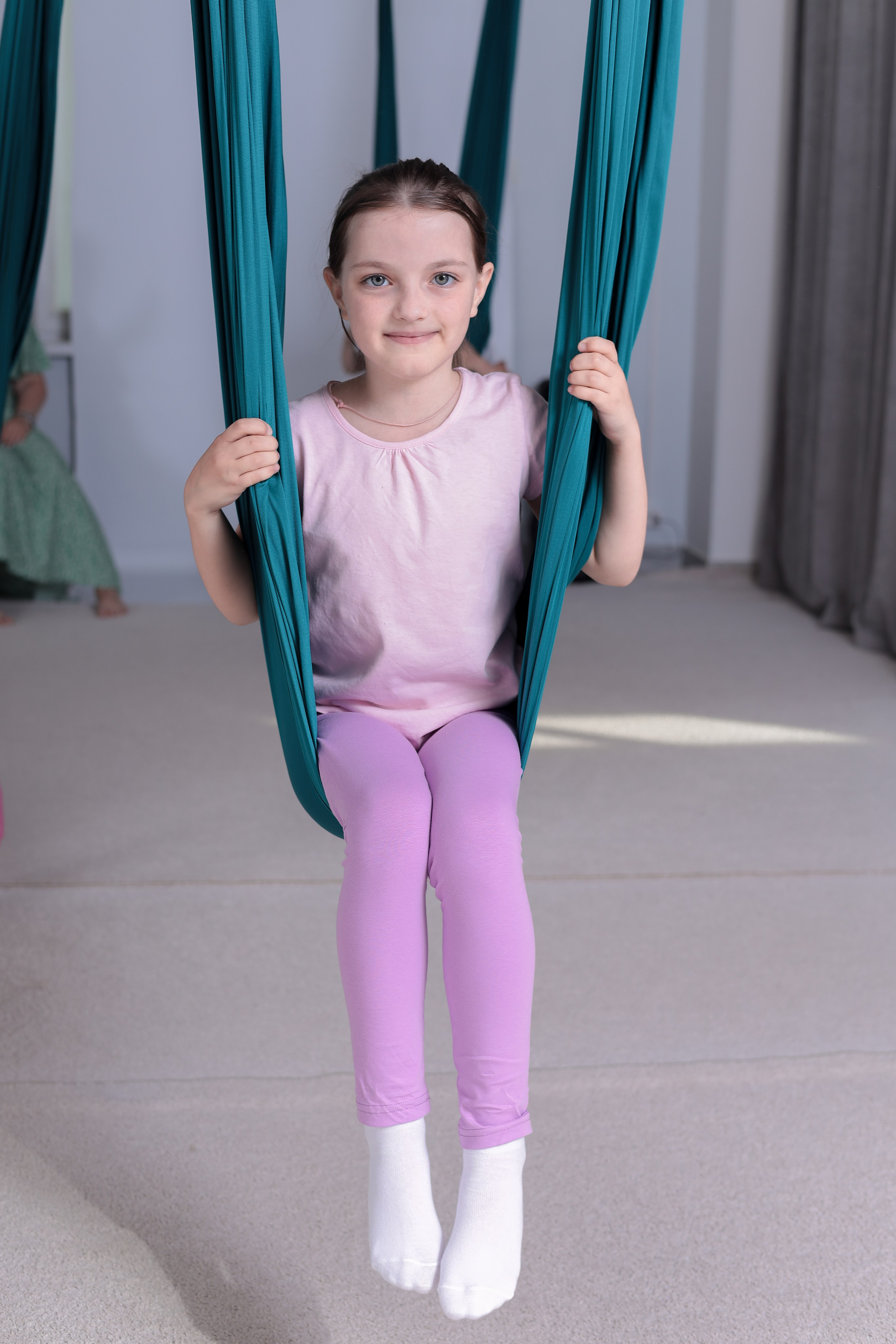 Детская аэройога. Фотограф Надршина Лилия