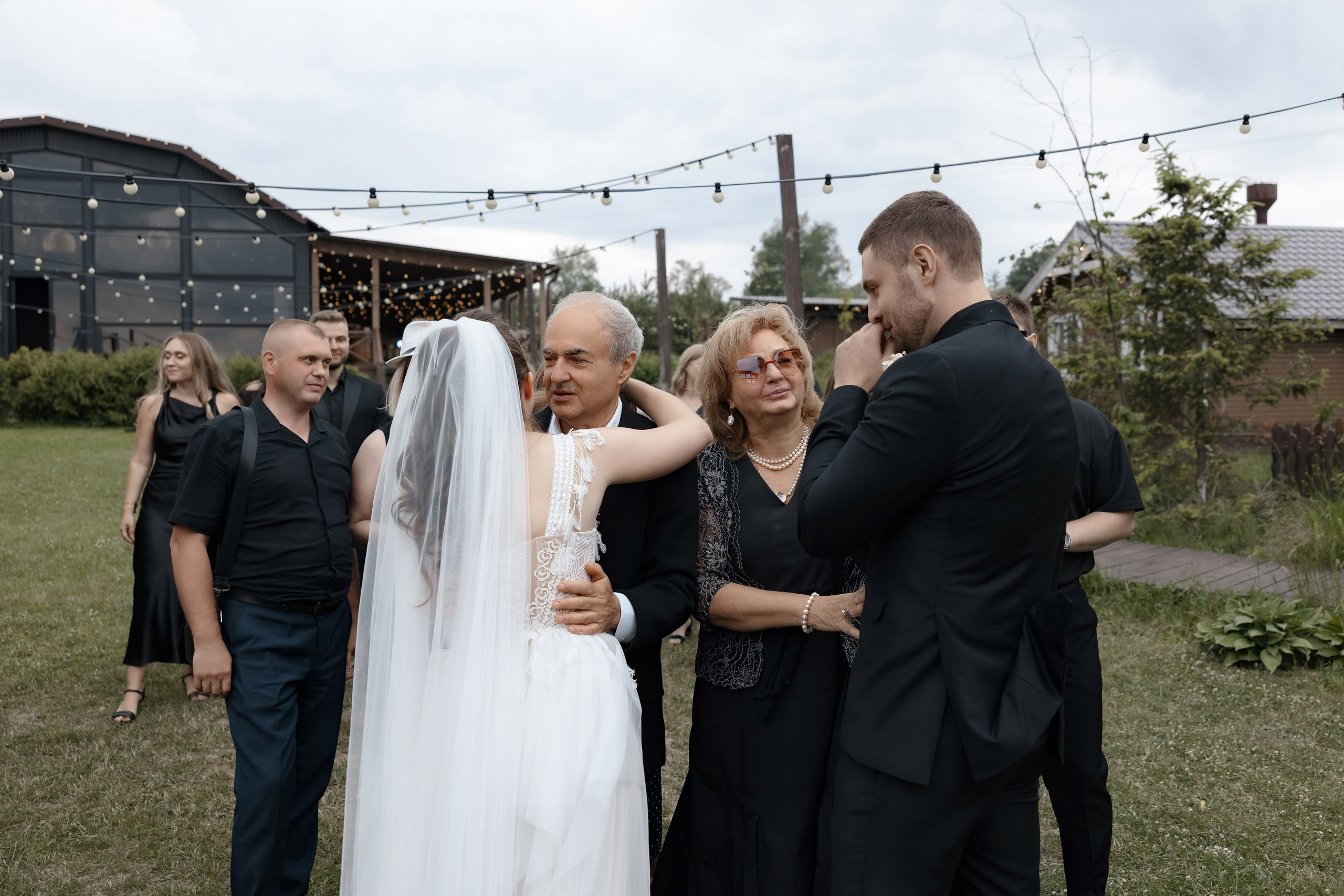 Артем и Вера. Свадебный фотограф и видеограф Юрий и Эля Дубинины