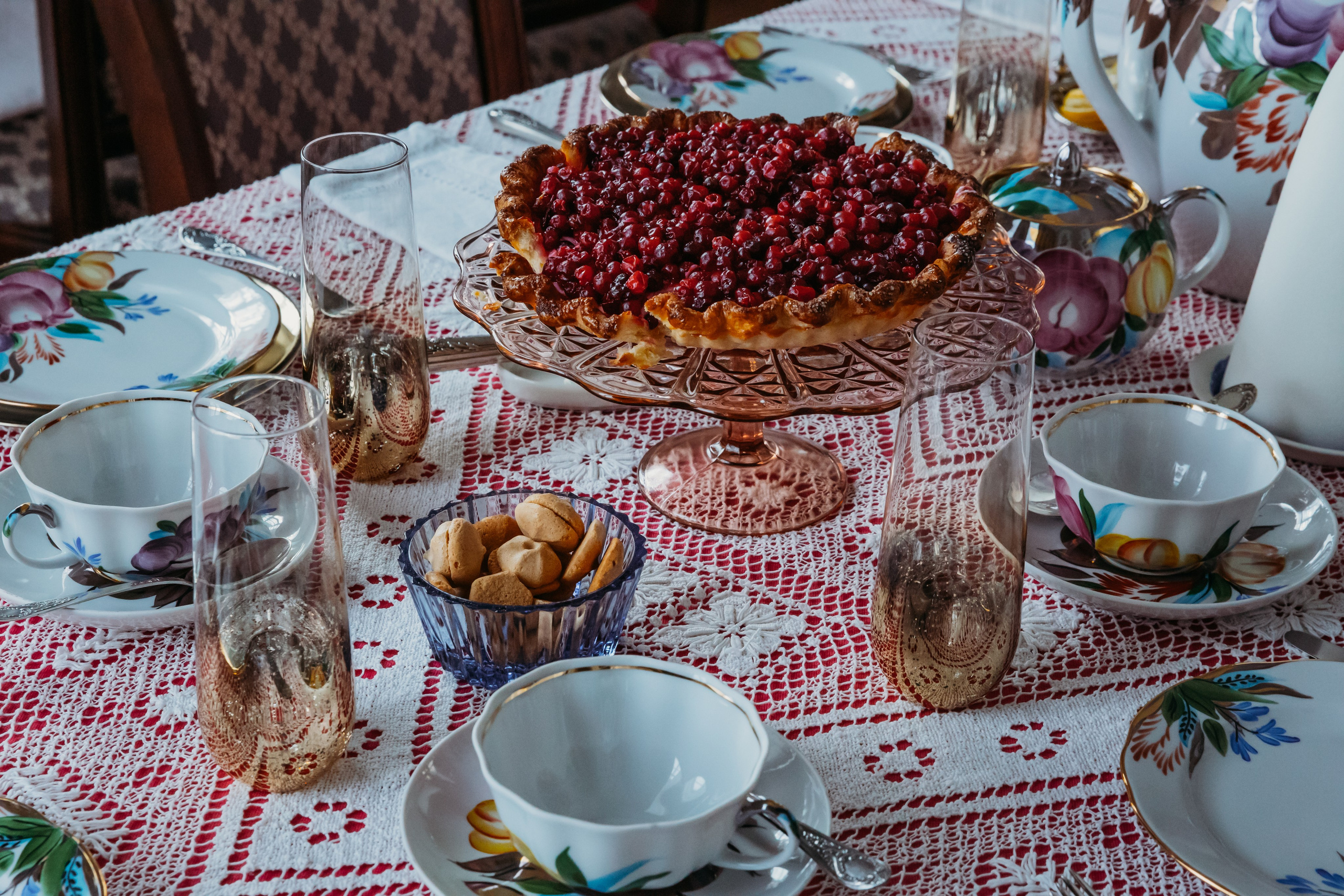 Родные люди «Русское чаепитие». Леся Гаранина. Семейный фотограф/видеограф Москва и область