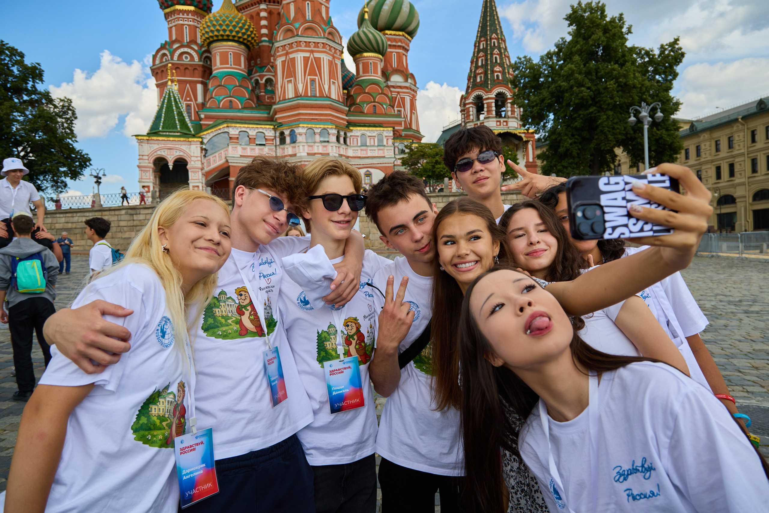 Здравствуй Россия! 2026. Akhmedov Team × Medoed Production — фото и видеопродакшен для мероприятий