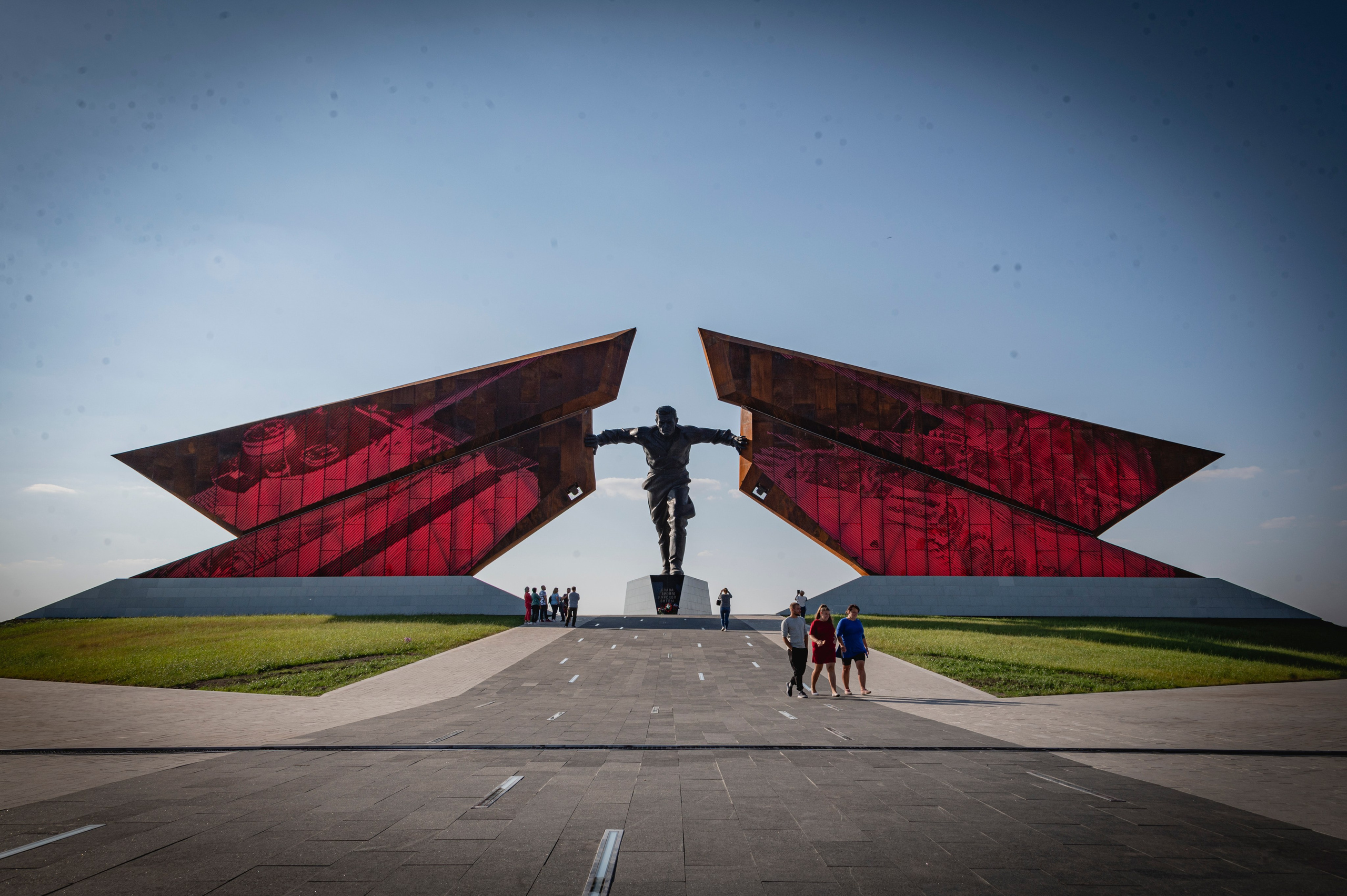 Авторская серия фотографа Романа Адлера «Ради Жизни». Фотограф Роман Адлер