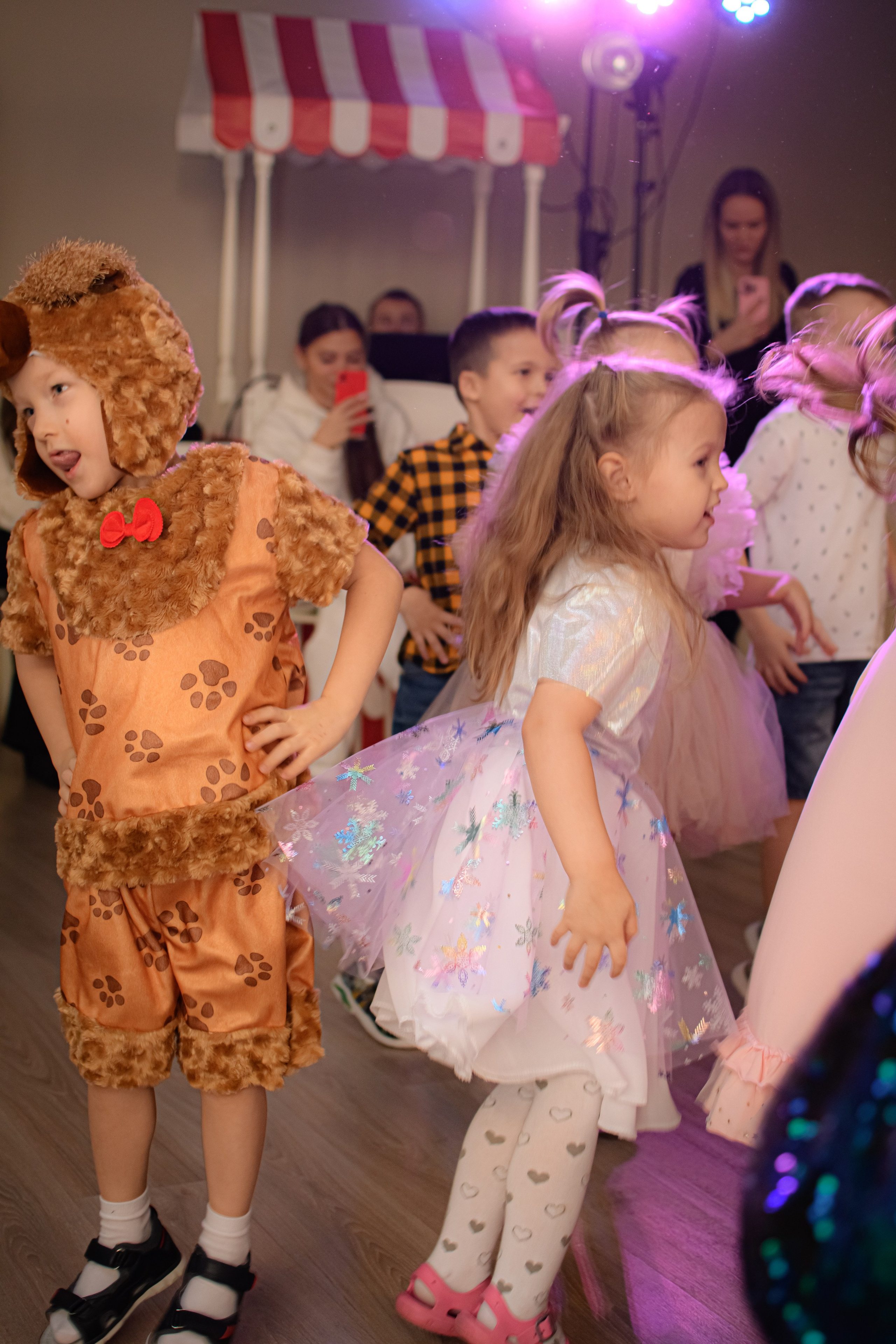 HAPPY NEW YEAR. Photokarish