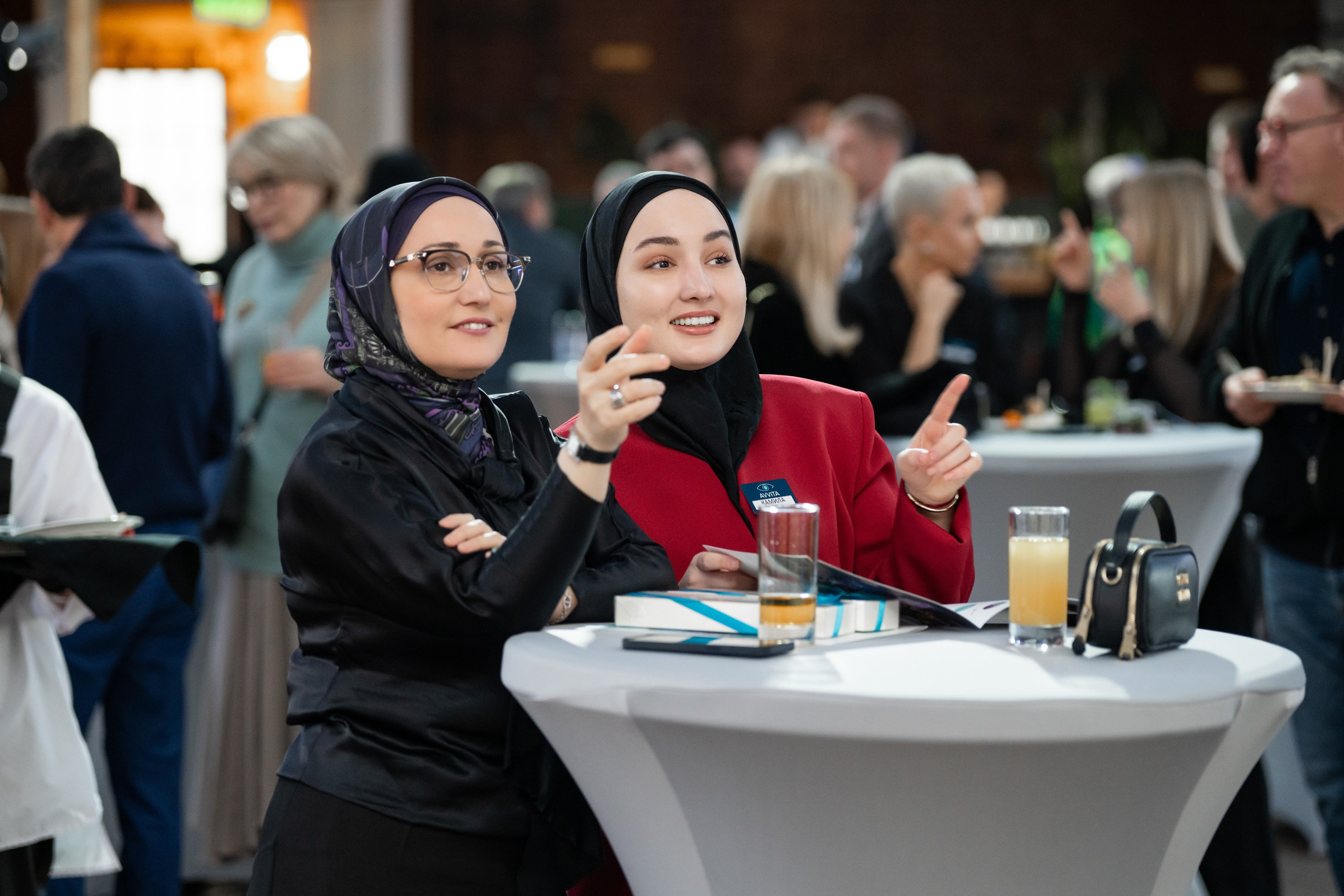 Аввита 25 лет День рождения компании 100+ человек. Репортажный фотограф Сергей Дроздов