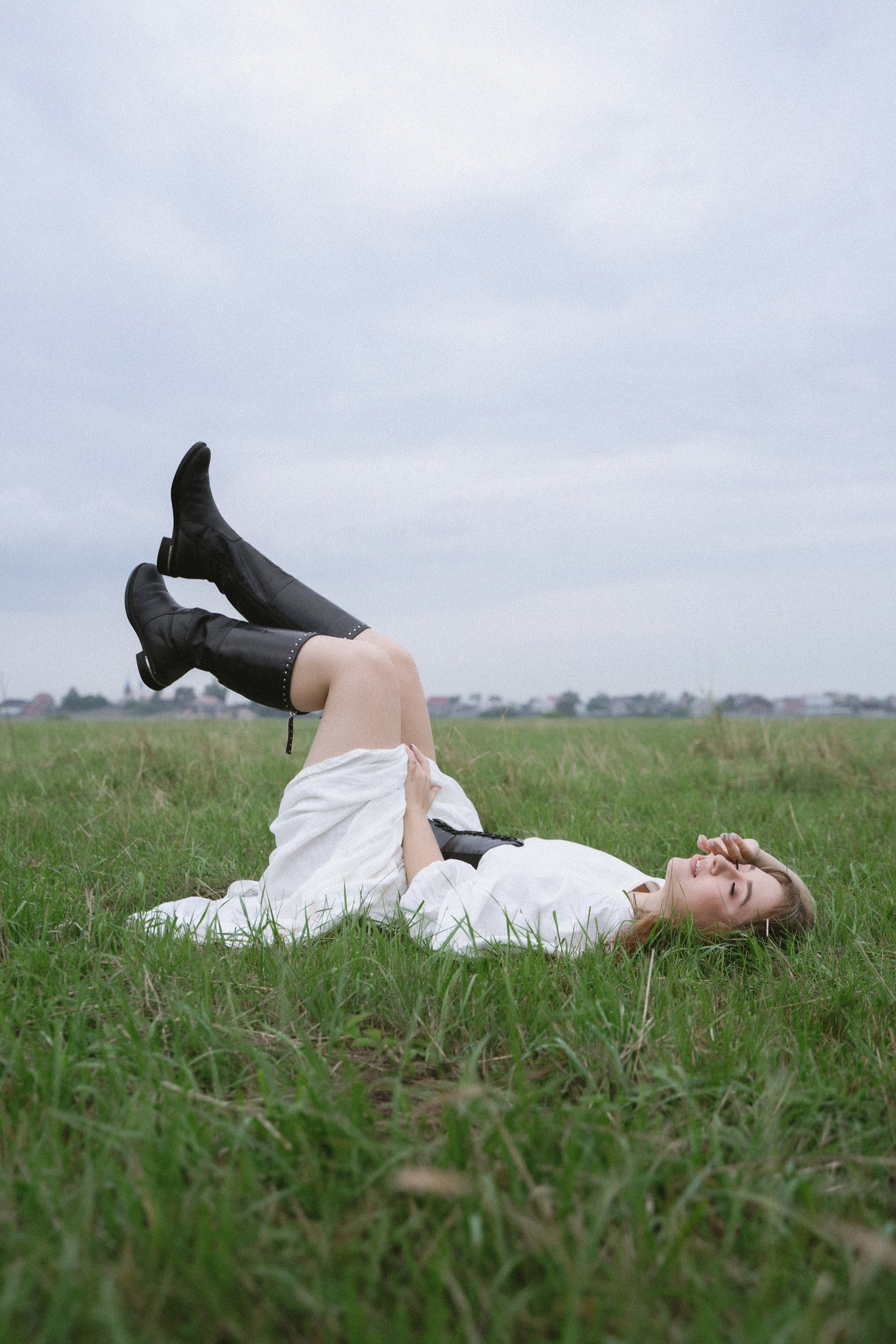 Фотосессия в поле для Александры. Фотограф Надежда Погребняк | Рязань | Москва