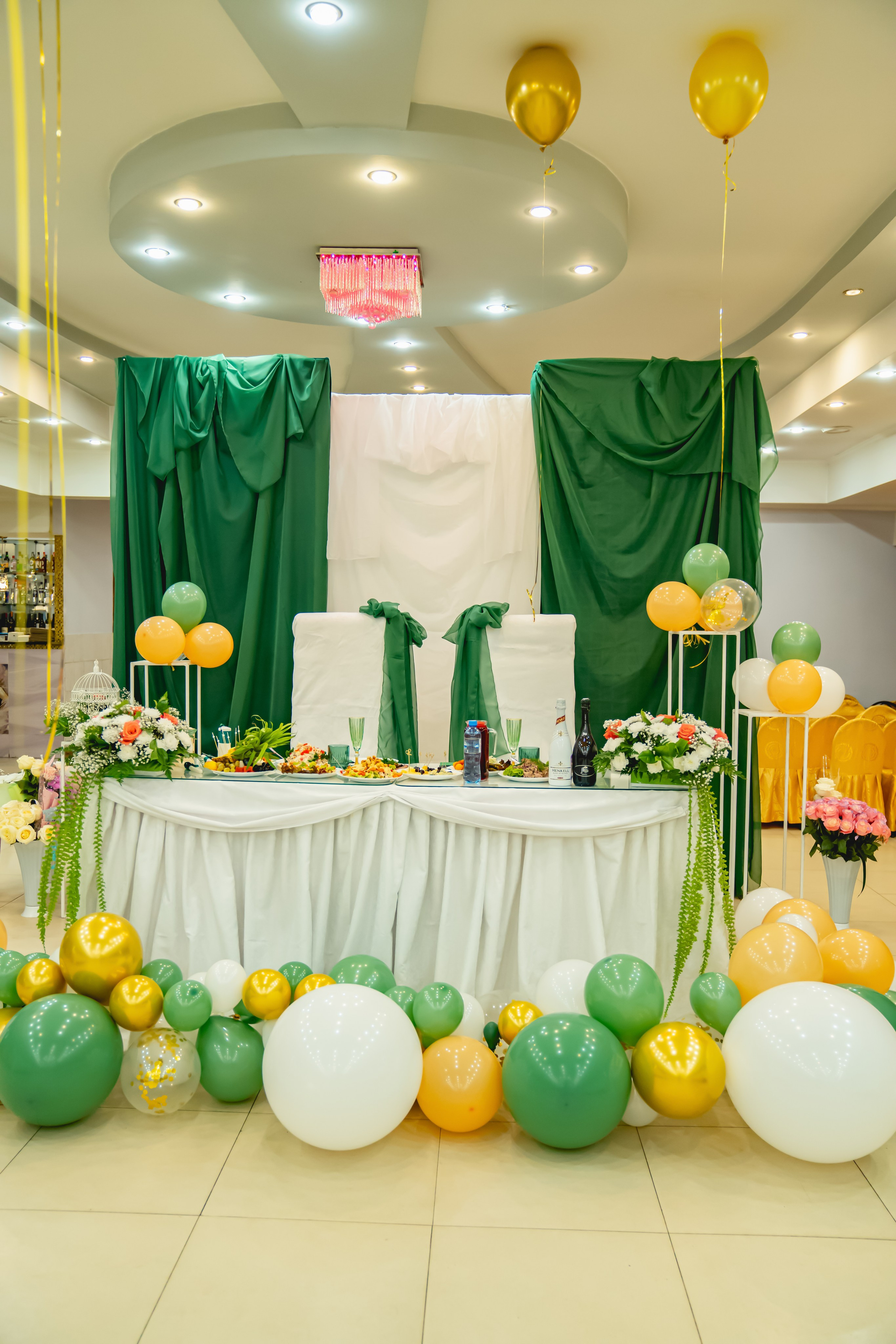 Осенняя Свадьба 2024. Занимаюсь профессиональной фотографией и живу рядом с Байкалом. Работаю в разных жанрах