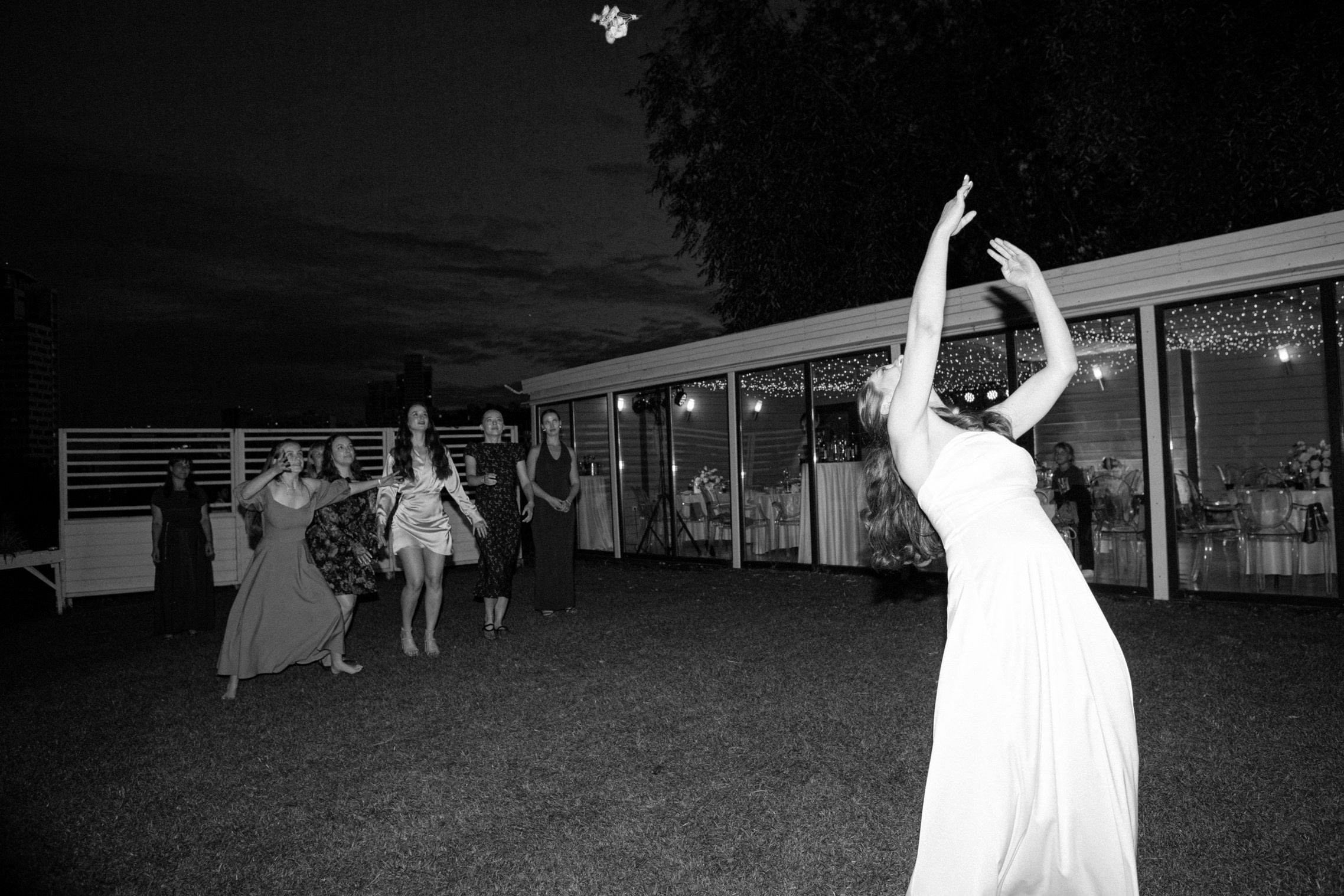 Свадьба на природе. Свадебный и портретный фотограф Москва