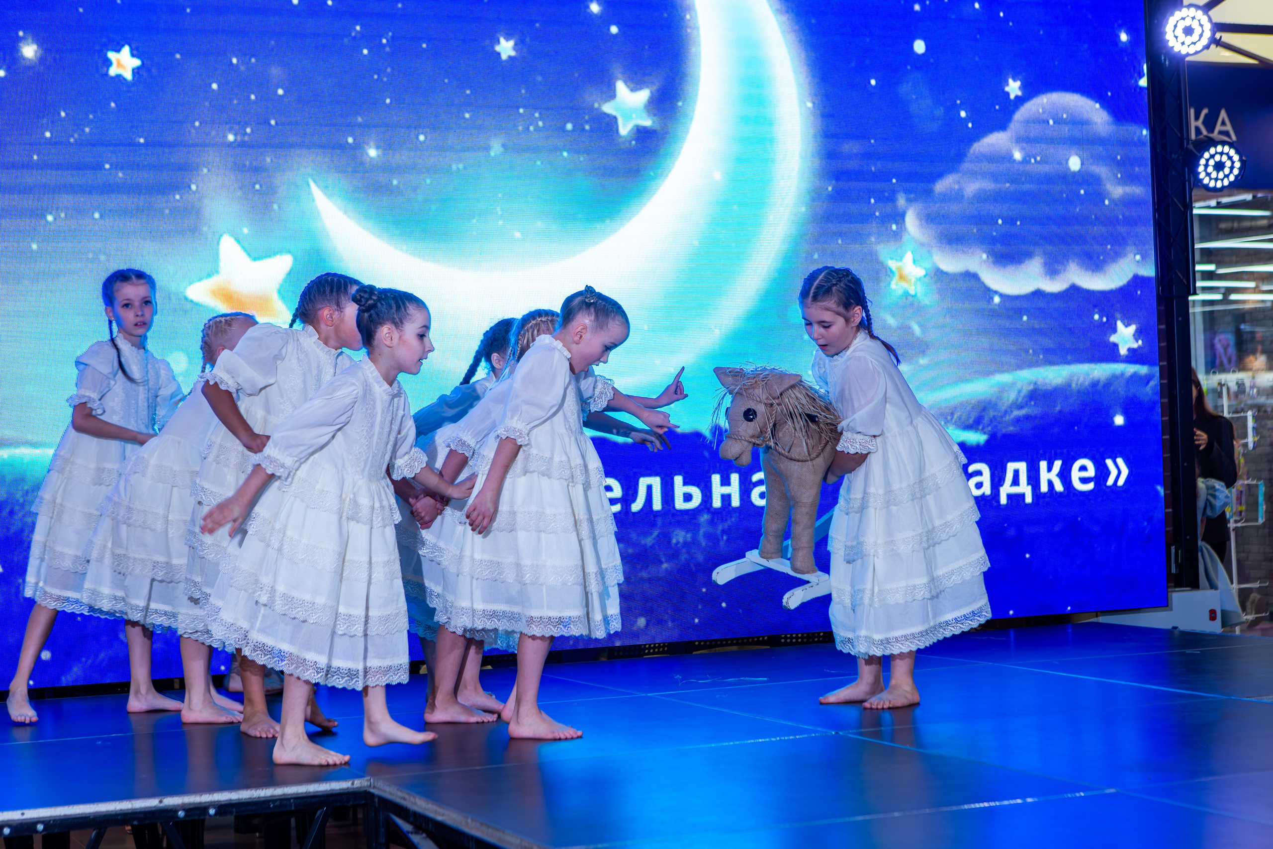 SAYMYNAME FASHION SHOW. Репортажный, семейный, свадебный, портретный фотограф