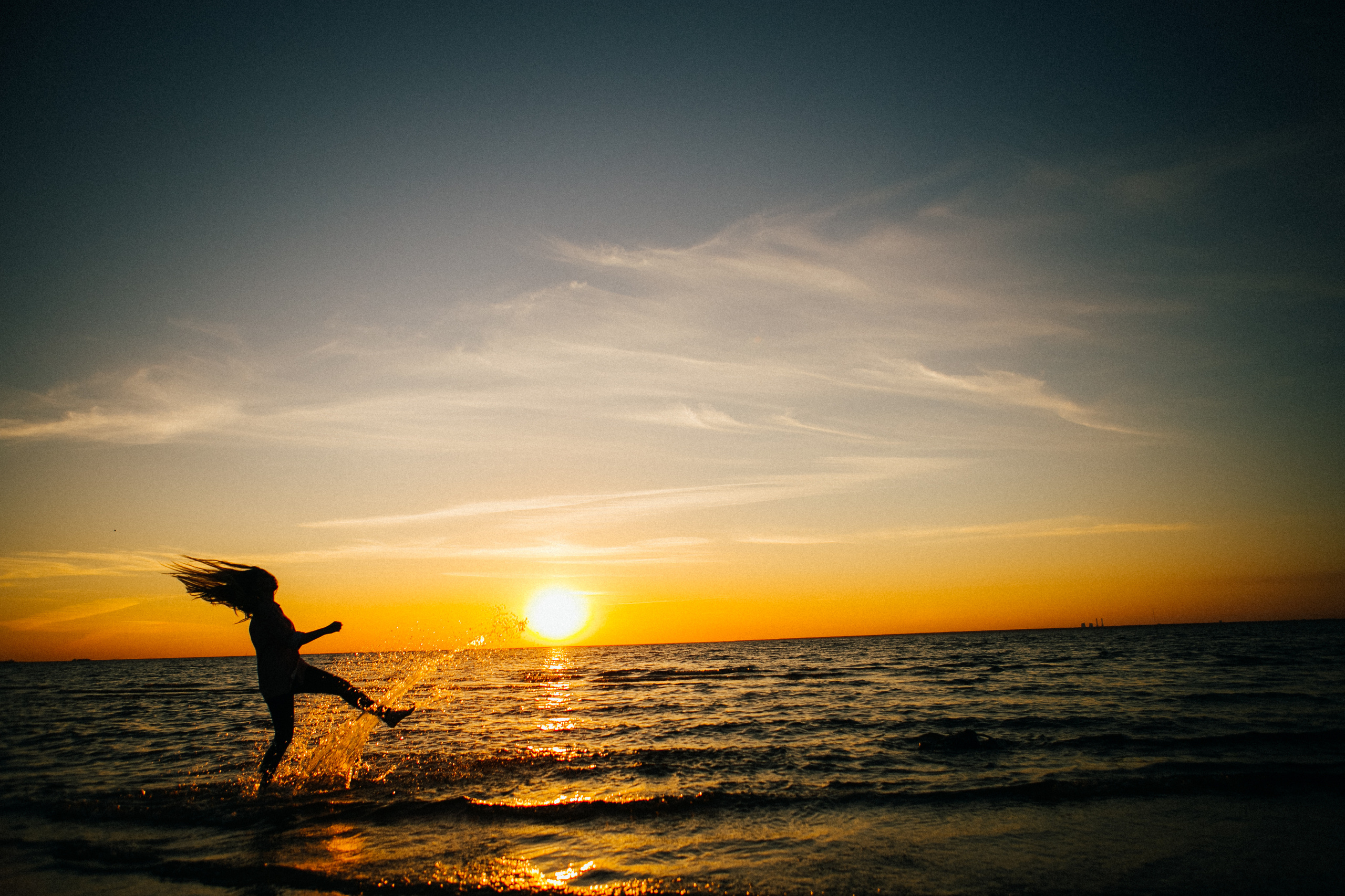 Лавстори перед свадьбой на краю Финского залива