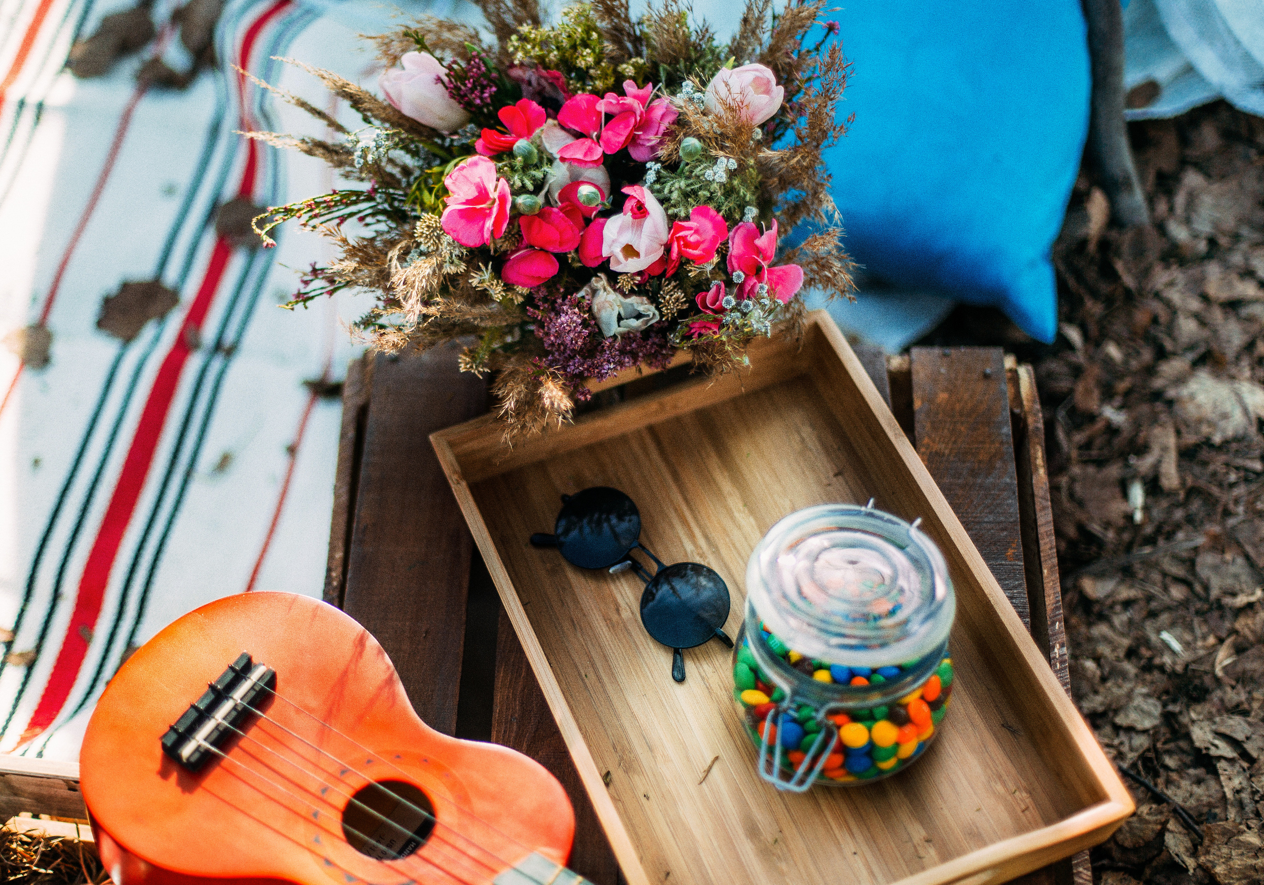 Лавстори в стиле хиппи - нестареющая классика с влюбленной парой