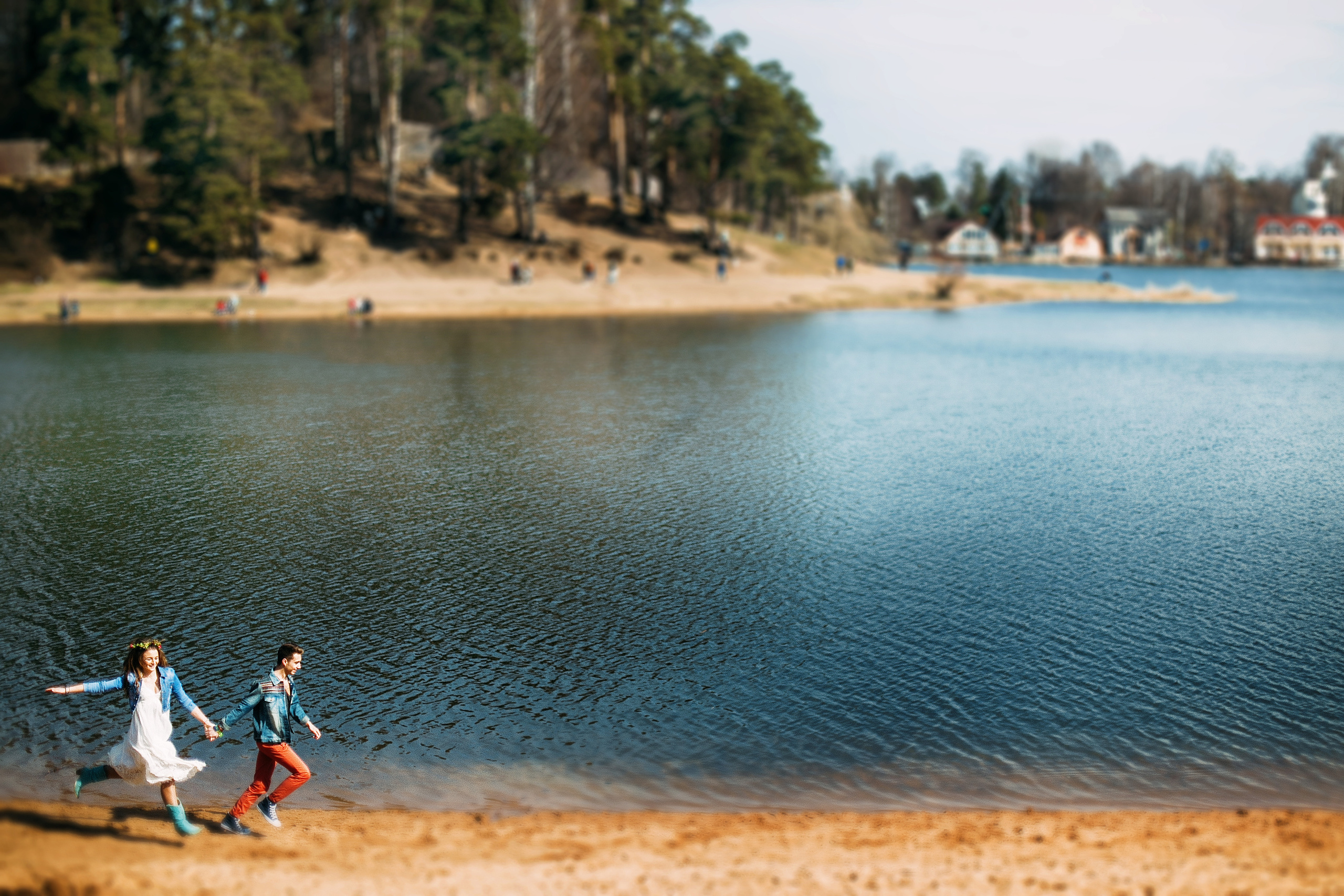 Лавстори в стиле хиппи - нестареющая классика с влюбленной парой