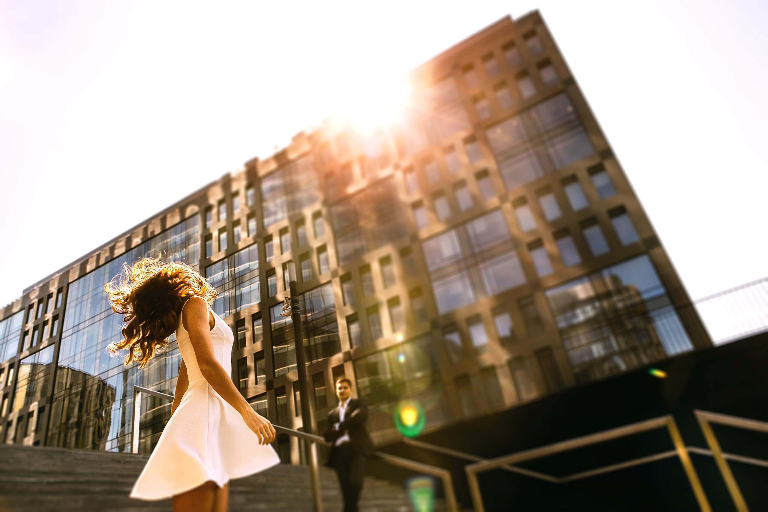 Классическая лавстори фотосессия около банка Санкт-Петербург