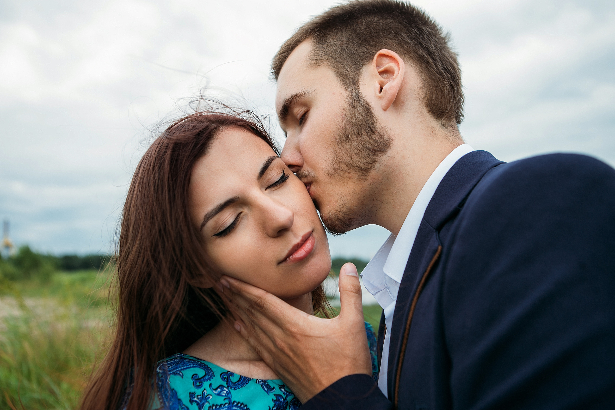 Любовная история на берегу моря и в центре Санкт-Петербурга