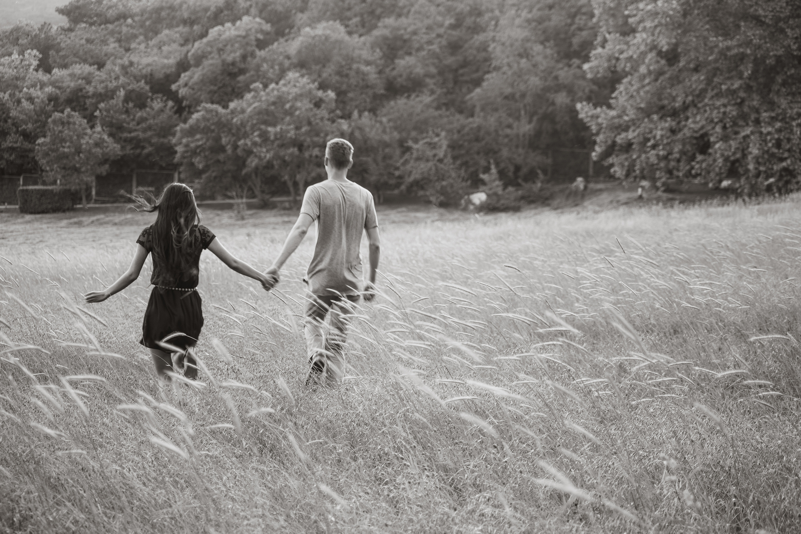 Лавстори фотосъемка в Крыму около дворца и лавандового поля