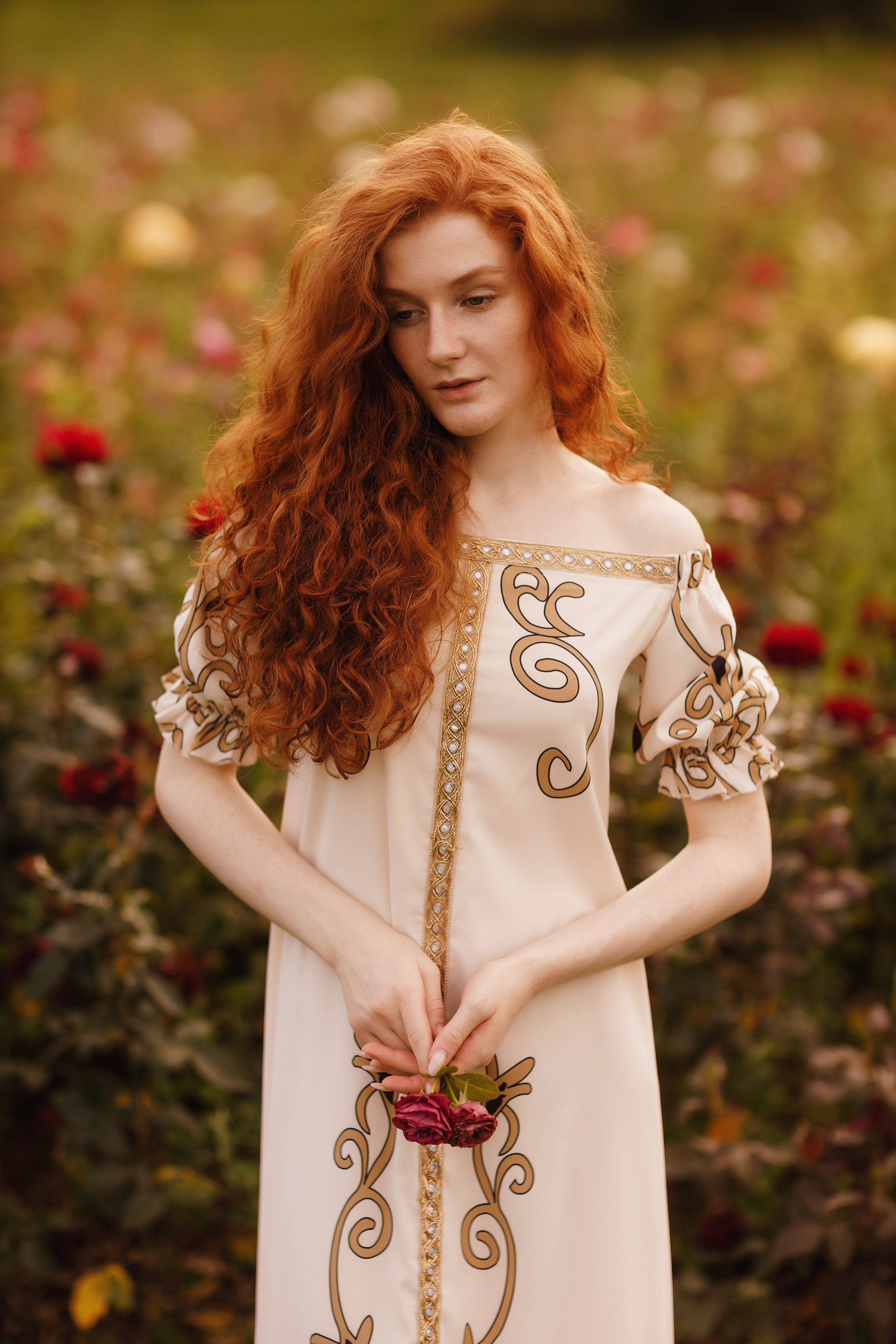 Фотосессия на заливе с Татой в платье от Ирины Павловой. Портретный и репортажный фотограф в Чебоксарах Андриян Чаркин