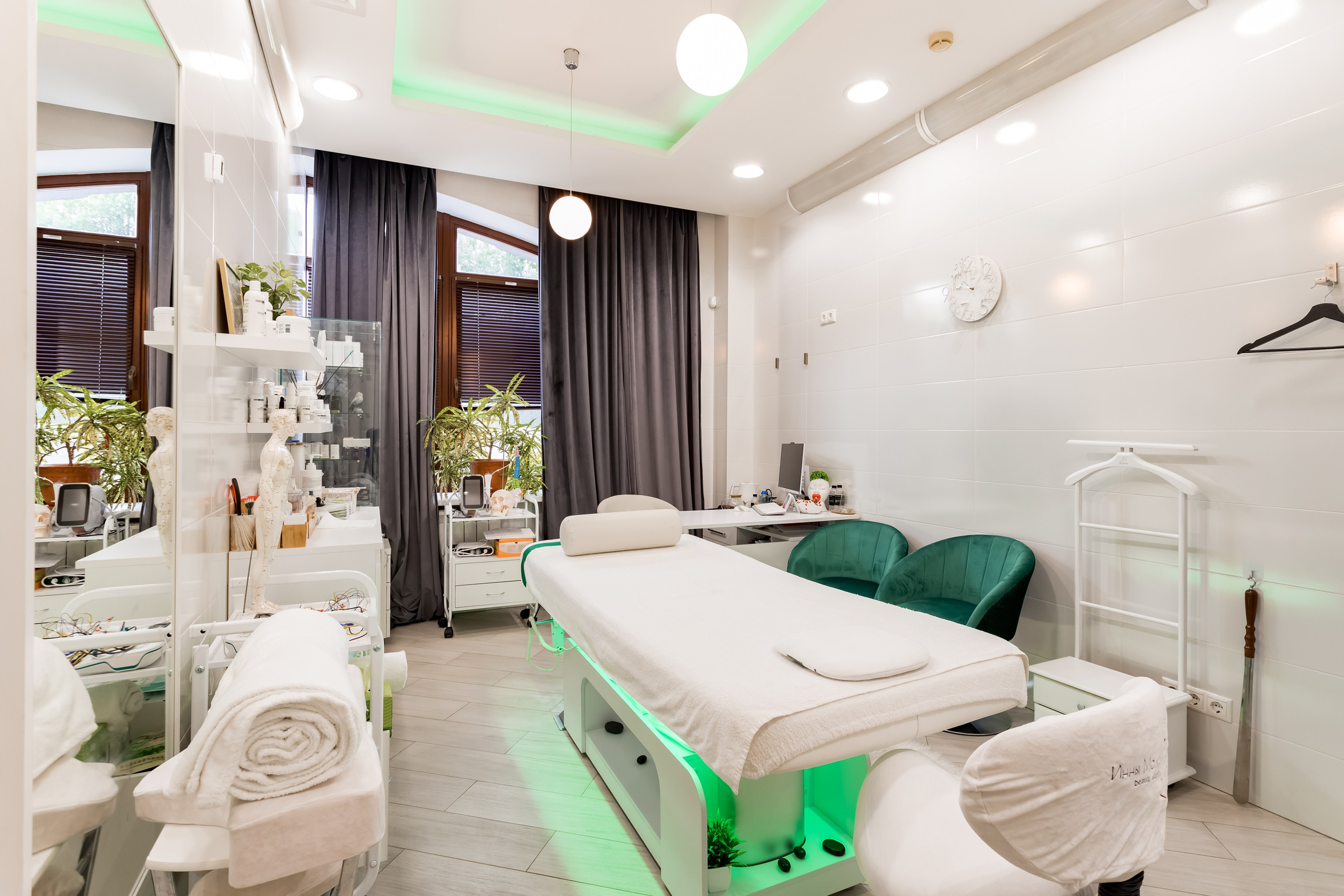 Фотосъемка для клиники доктора Маршенина на улице Крупской. Интерьеры, Контент, Портреты | Фотограф в Москве Дани Терно