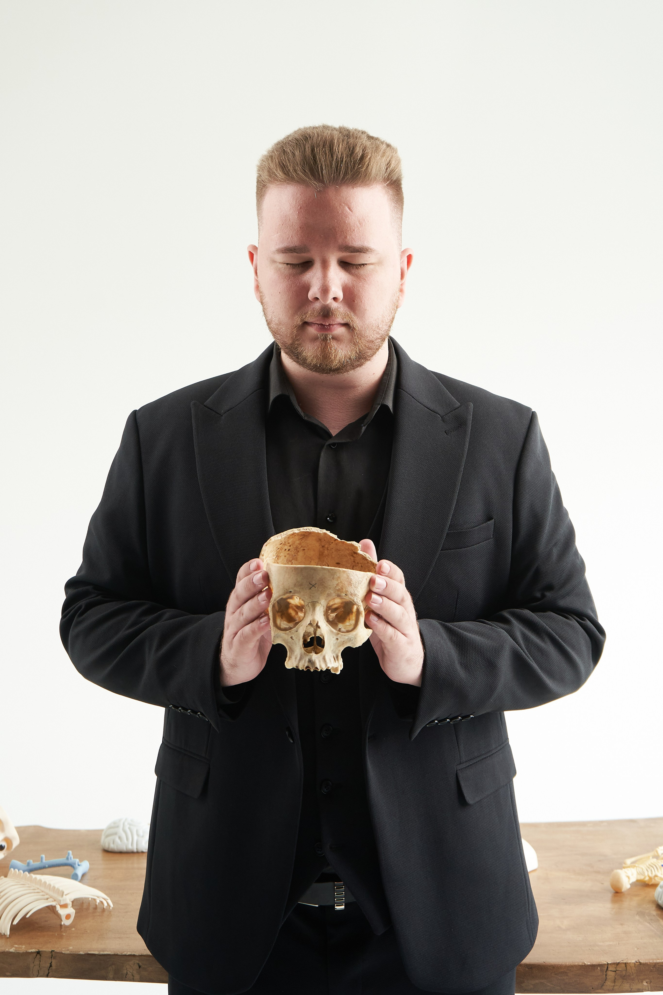 Выпускники. Фотограф для брендов и маркетплейсов Екатеринбург Екатерина Дроздова