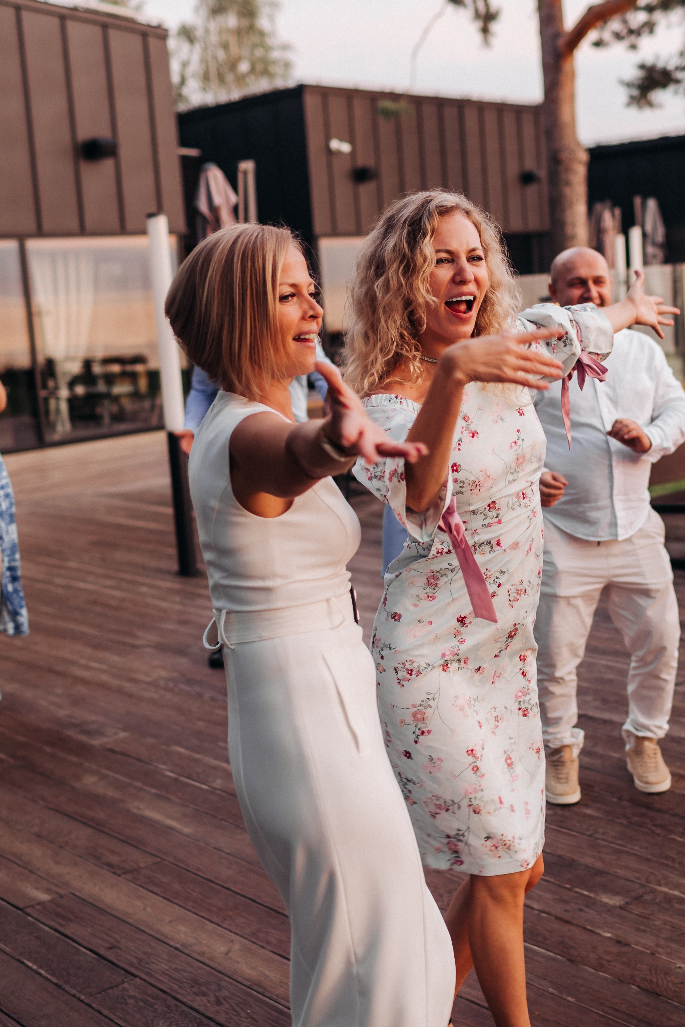 Кирилл и Олеся (Санкт-Петербург, Россия). Destination wedding photographer Peter Letu