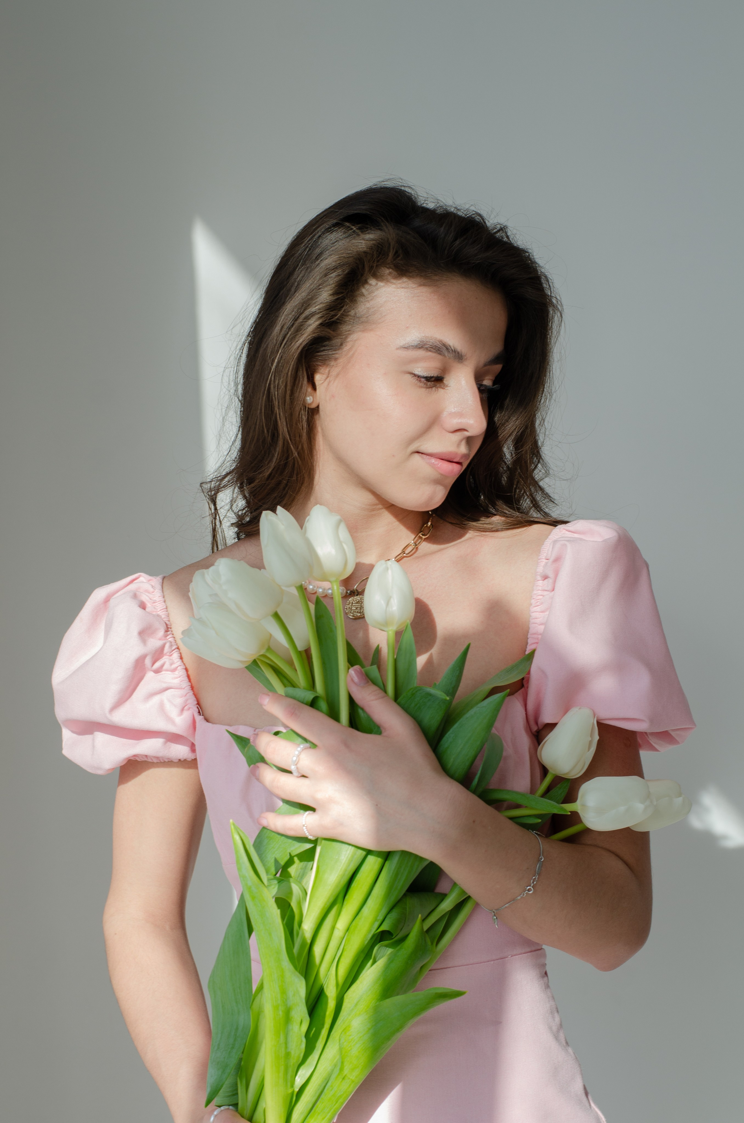 Евгения, тюльпаны. Фотограф Челябинск Ирина Ермоленко