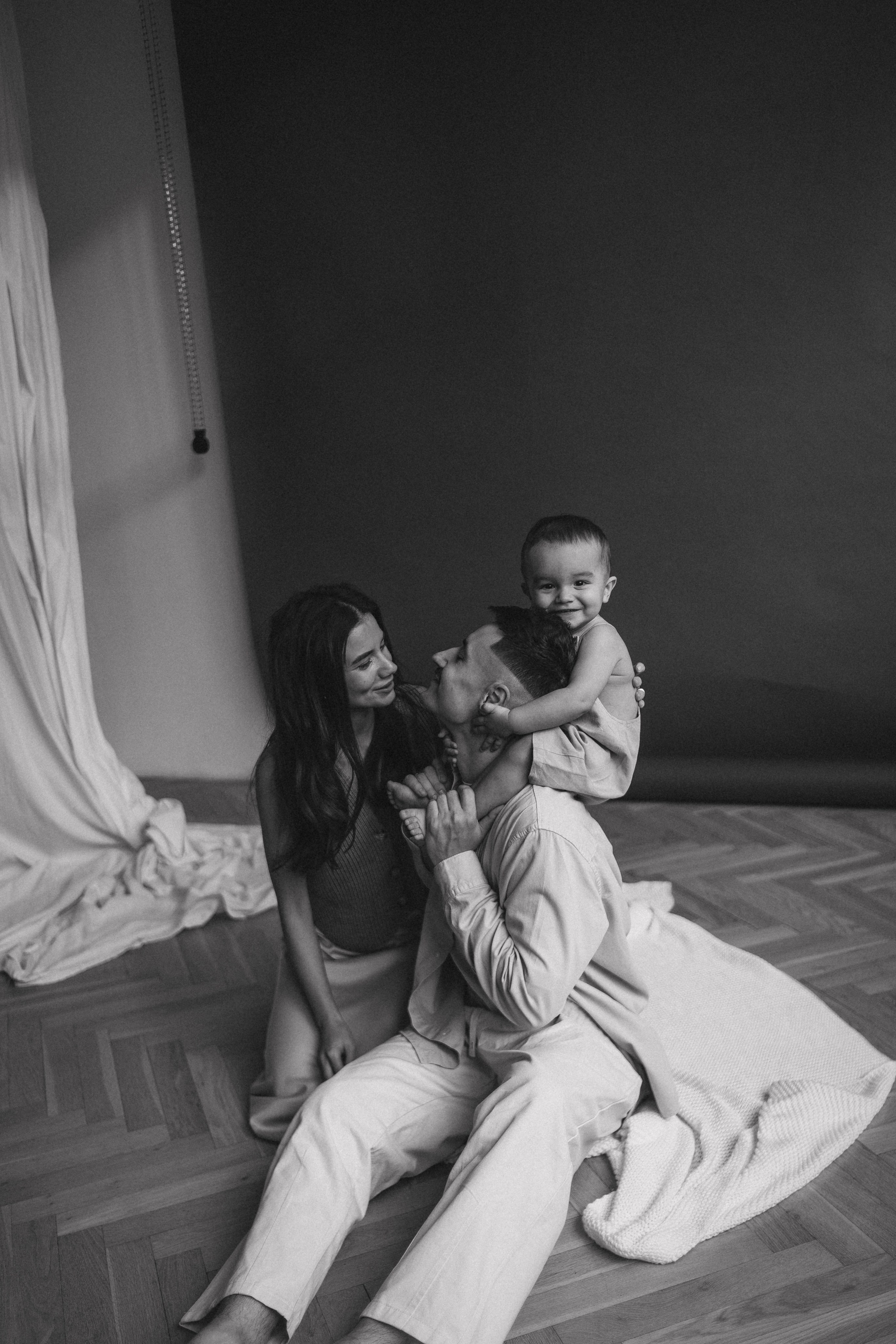 Мила, Кирилл, Темушка. Главная